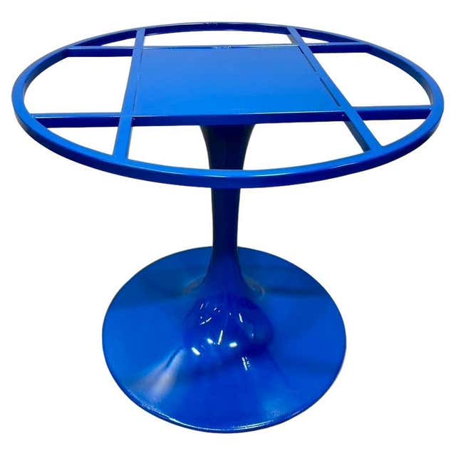 Contemporary Round Dining Table in Blue Powdercoated Steel, Barh Wave ...