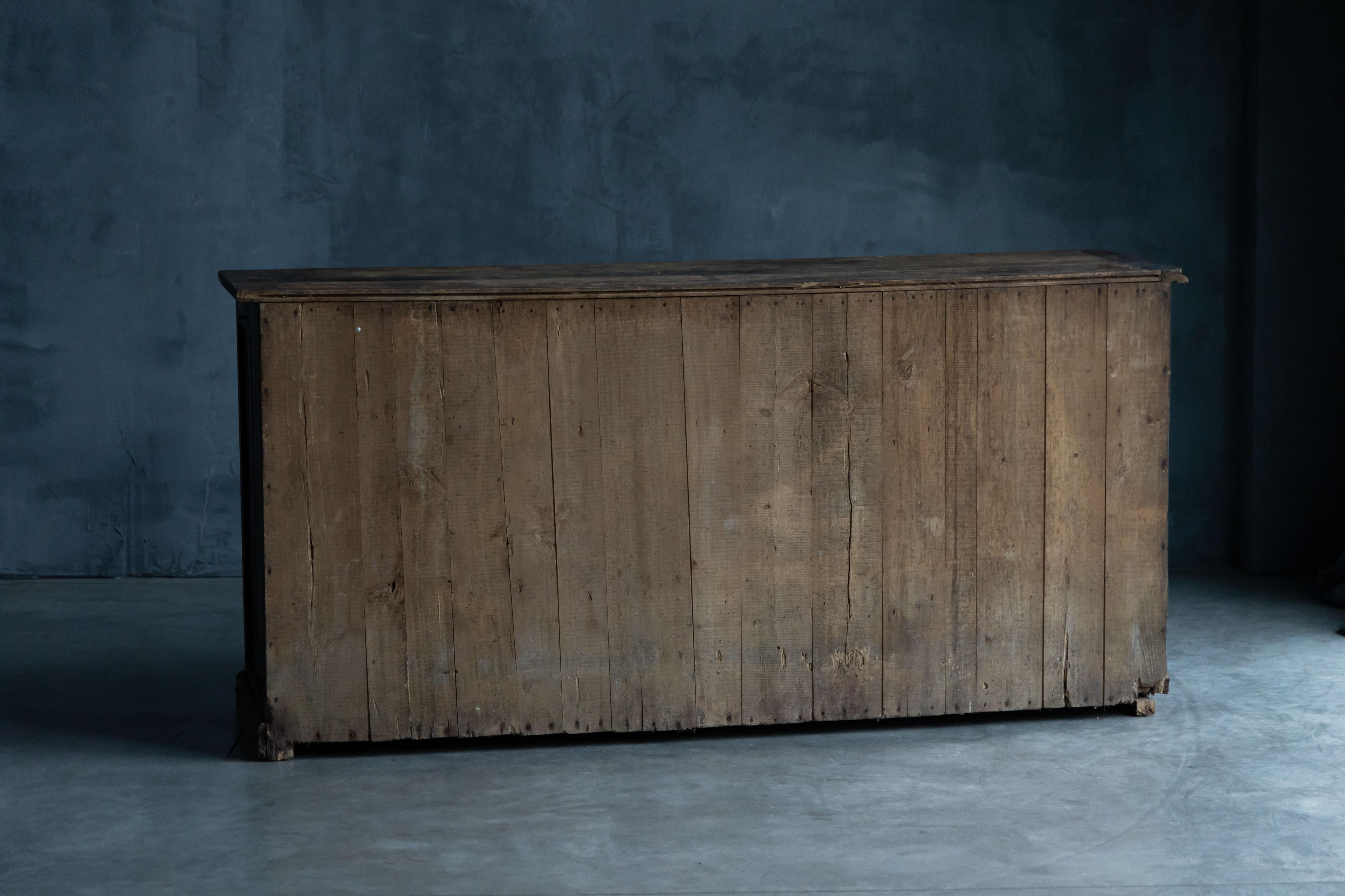 Dressoir d'art populaire primitif bleu, France, 19ème siècle en vente 8