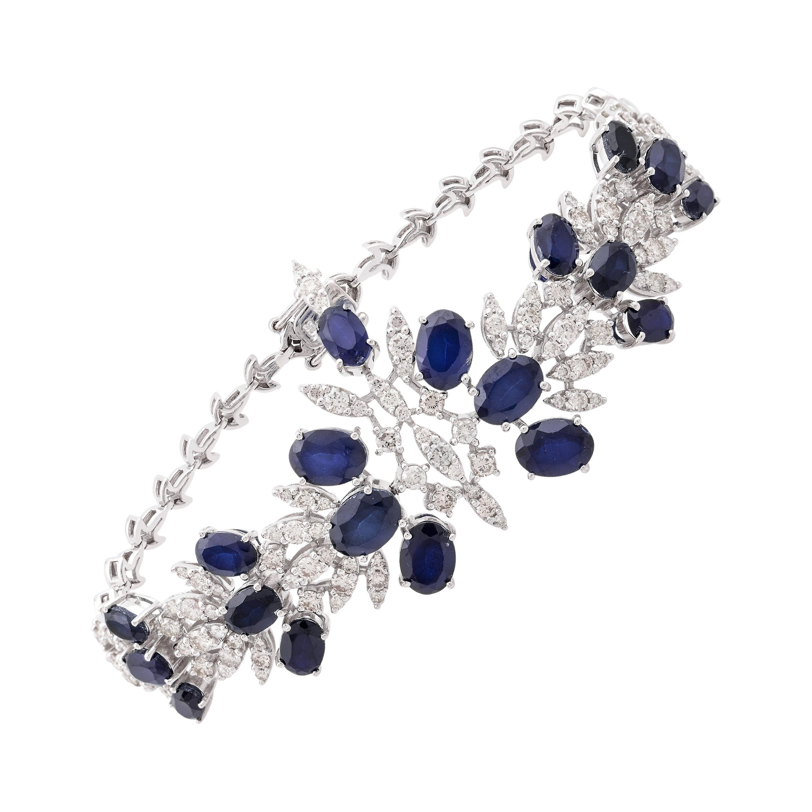 Pulsera ancha de oro blanco de 14 quilates con piedras preciosas procesadas de color azul y diamantes naturales