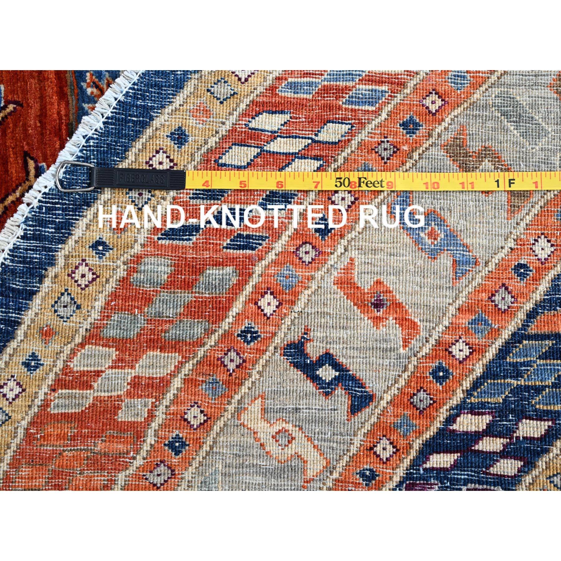 Blauer handgeknüpfter runder Teppich aus reiner Wolle Armenischer 200 KPSI kaukasischem Design 8' x 8' im Angebot 3