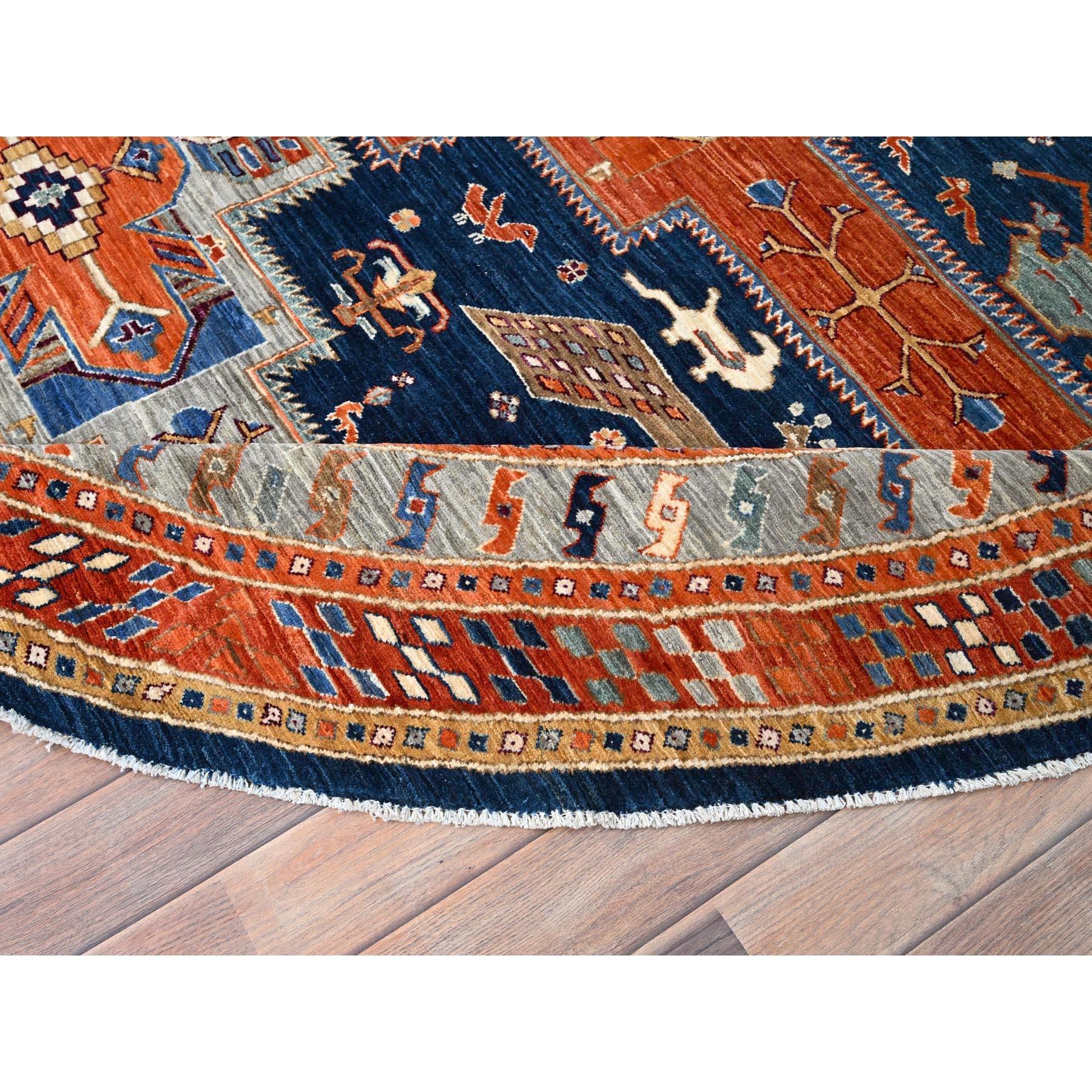 Blauer handgeknüpfter runder Teppich aus reiner Wolle Armenischer 200 KPSI kaukasischem Design 8' x 8' (Afghanisch) im Angebot