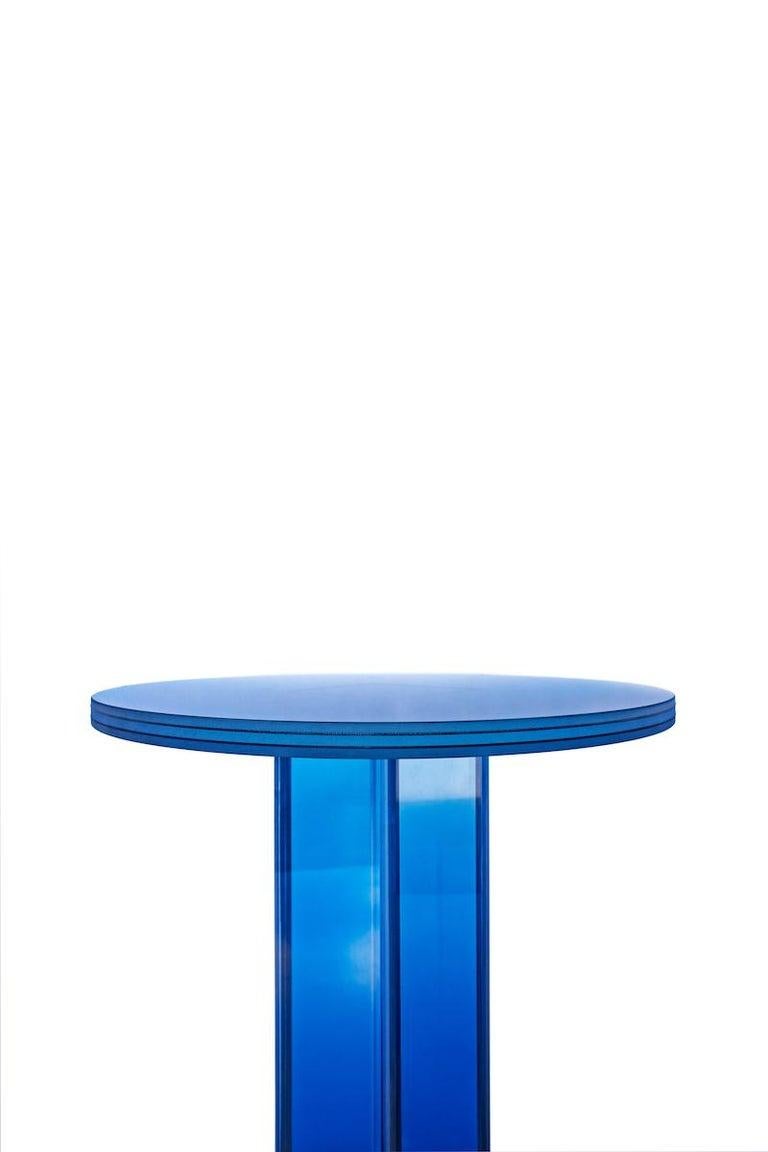 Beistelltisch in Nullblau und Lila aus klarem Glas im Übergangsstil, Studio Buzao im Zustand „Neu“ im Angebot in Beverly Hills, CA
