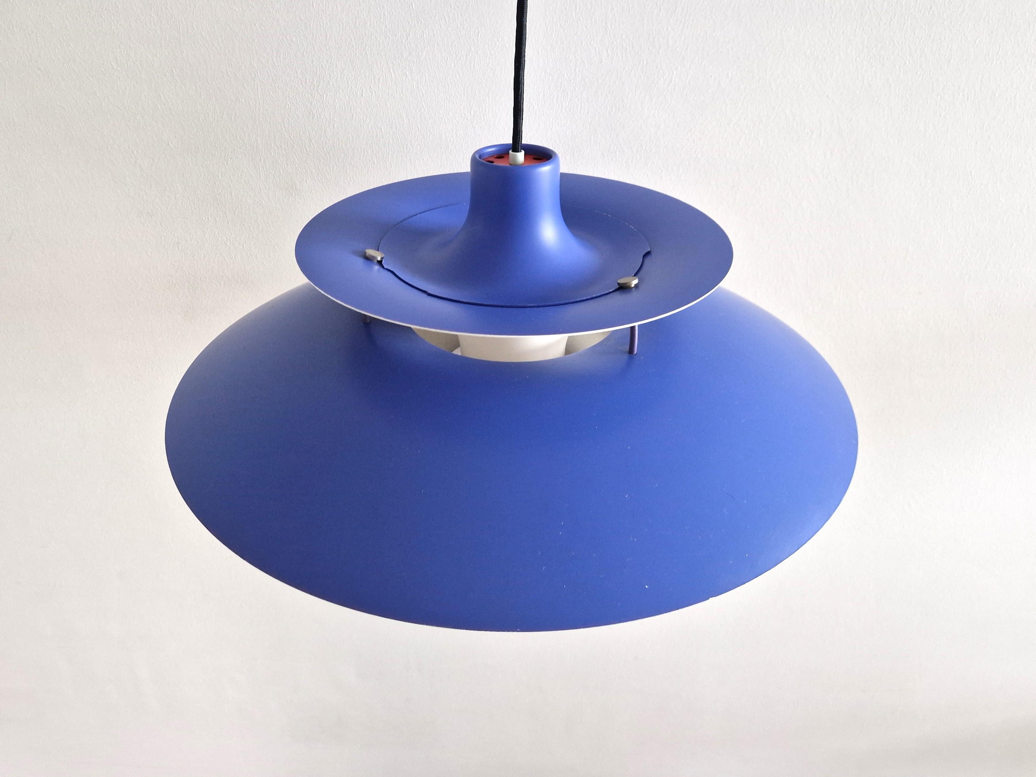 Mid-Century Modern Lampe suspendue PH5 bleu violet de Poul Henningsen pour Louis Poulsen, Danemark en vente