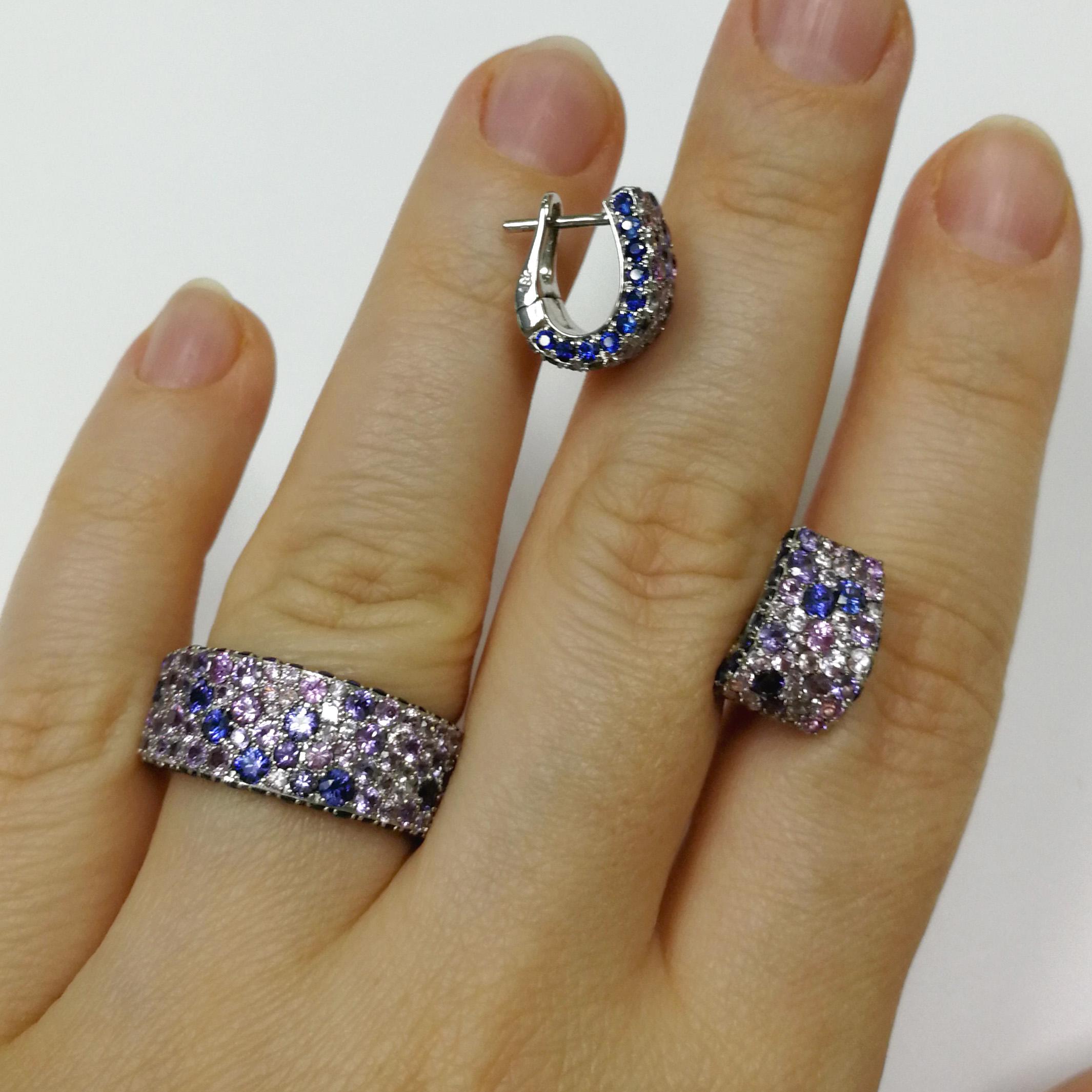 Blue Purple Sapphires 18 Karat White Gold Riviera Suite In New Condition For Sale In Bangkok, TH