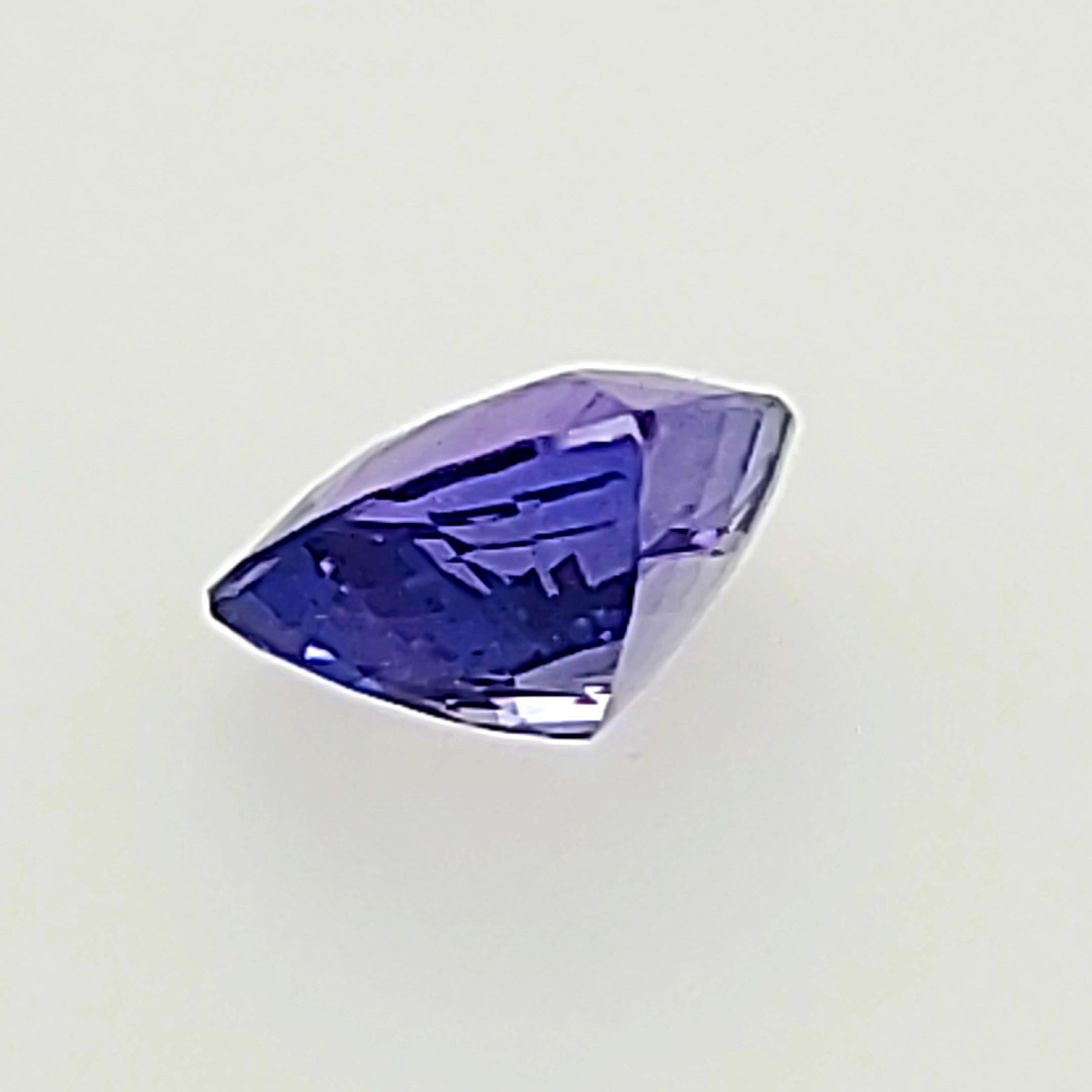 Women's or Men's Blue Purple to Purple Sapphire, 1.52ct Triliant, Brilliant and Eye Catching! For Sale