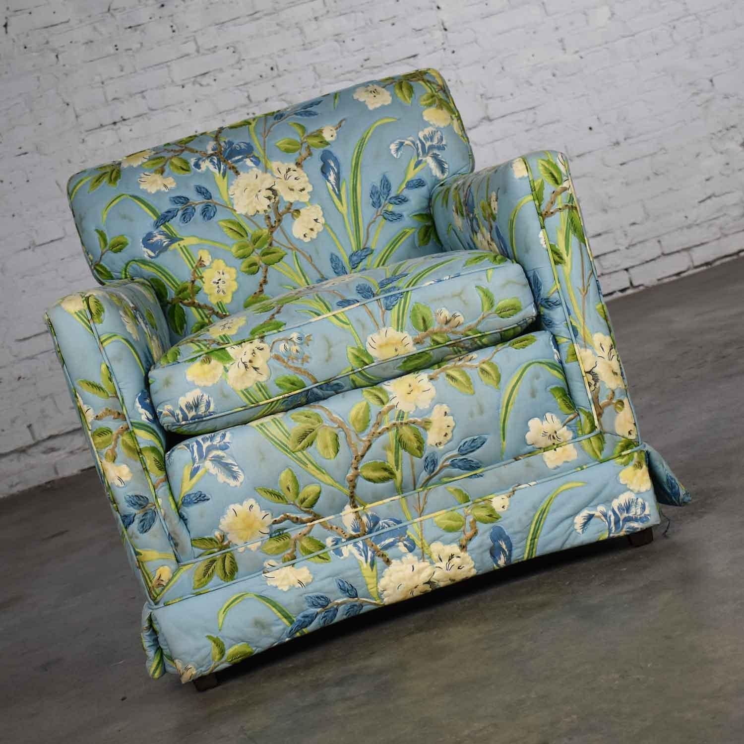Blue Quilted Chintz Original Cabbage Rose Floral Hollywood Regency Club Chair In Good Condition In Topeka, KS