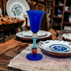 Calice da liquore in vetro di Murano blu rosso chiaro Salviati, Italia vintage