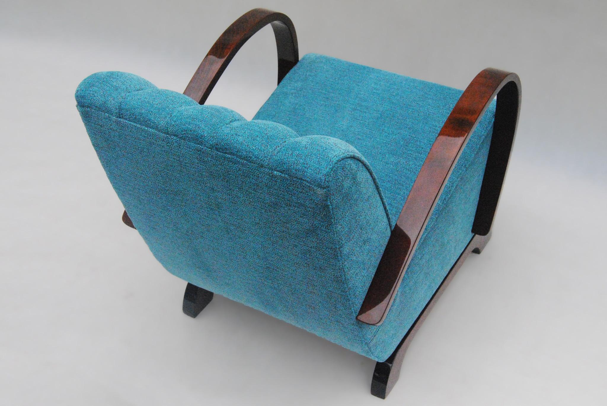 Blauer restaurierter Art-Déco-Sessel, Jindrich Halabala, UP Zavody, Tschechisch, 1930er Jahre (Mitte des 20. Jahrhunderts) im Angebot