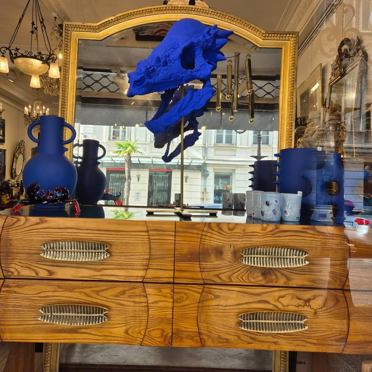 Blue Reverie #3 on a Base, Sculptural Replica of a skull, 21st Century For Sale 2