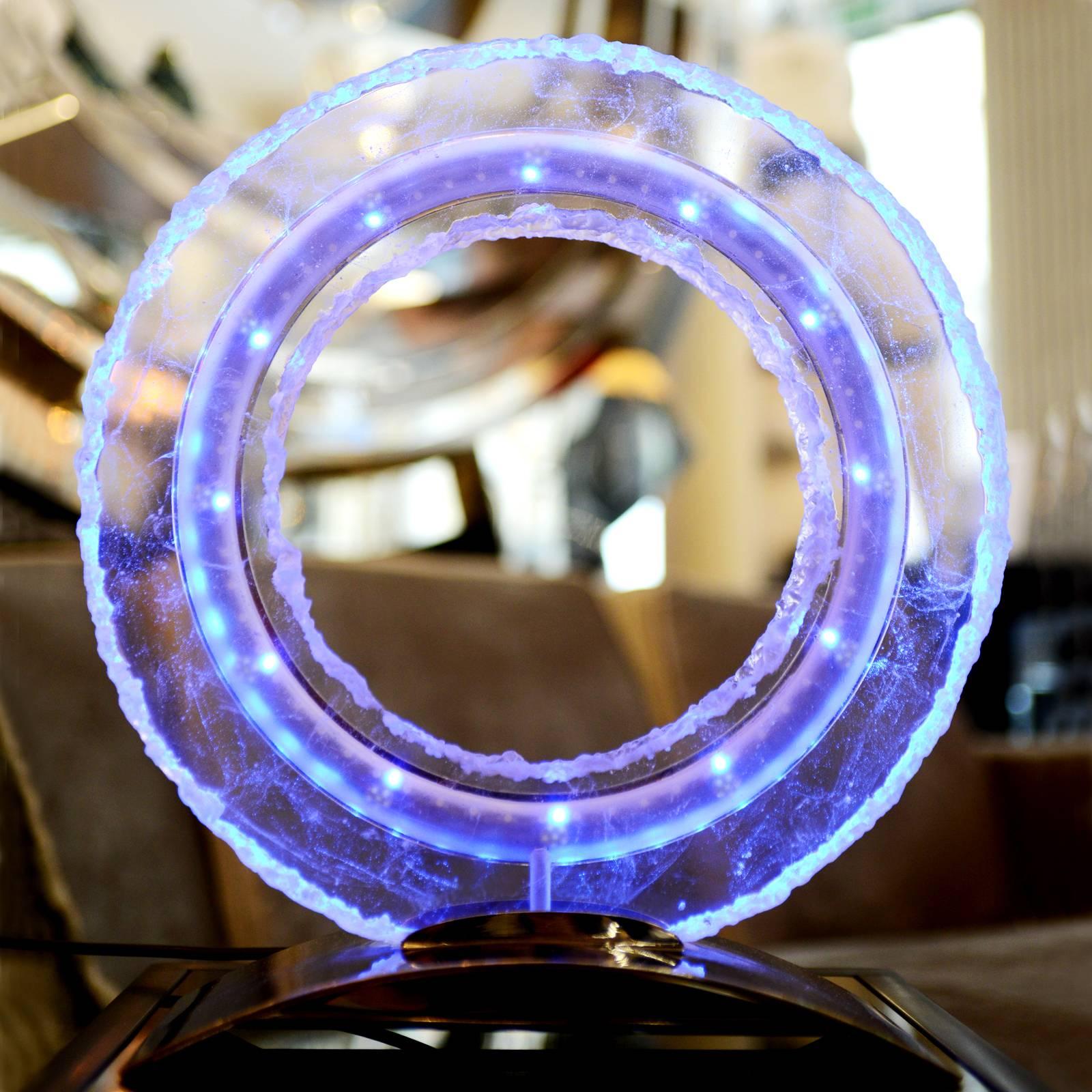 Clock blue ring medium, sanded and polished crystal,
LED diodes white and blue. Back
and base polished stainless steel mirror.
Rare piece. Exceptional and unique piece.



 