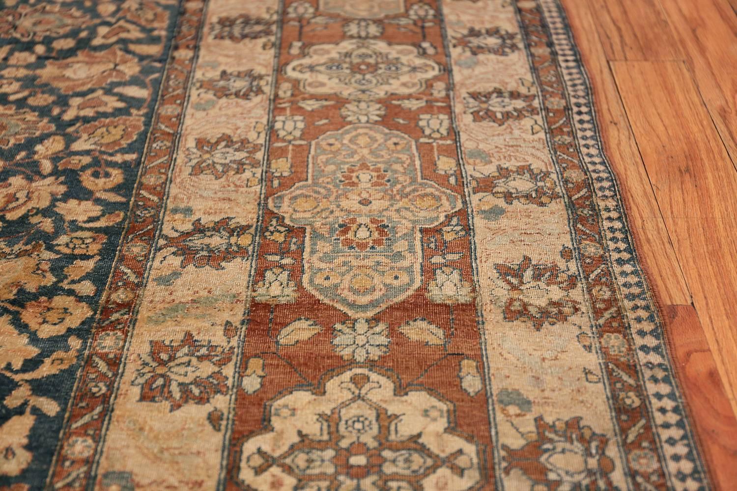 Blue Room Size Antique Persian Isfahan Rug. Size: 7 ft x 11 ft 8 in In Excellent Condition In New York, NY