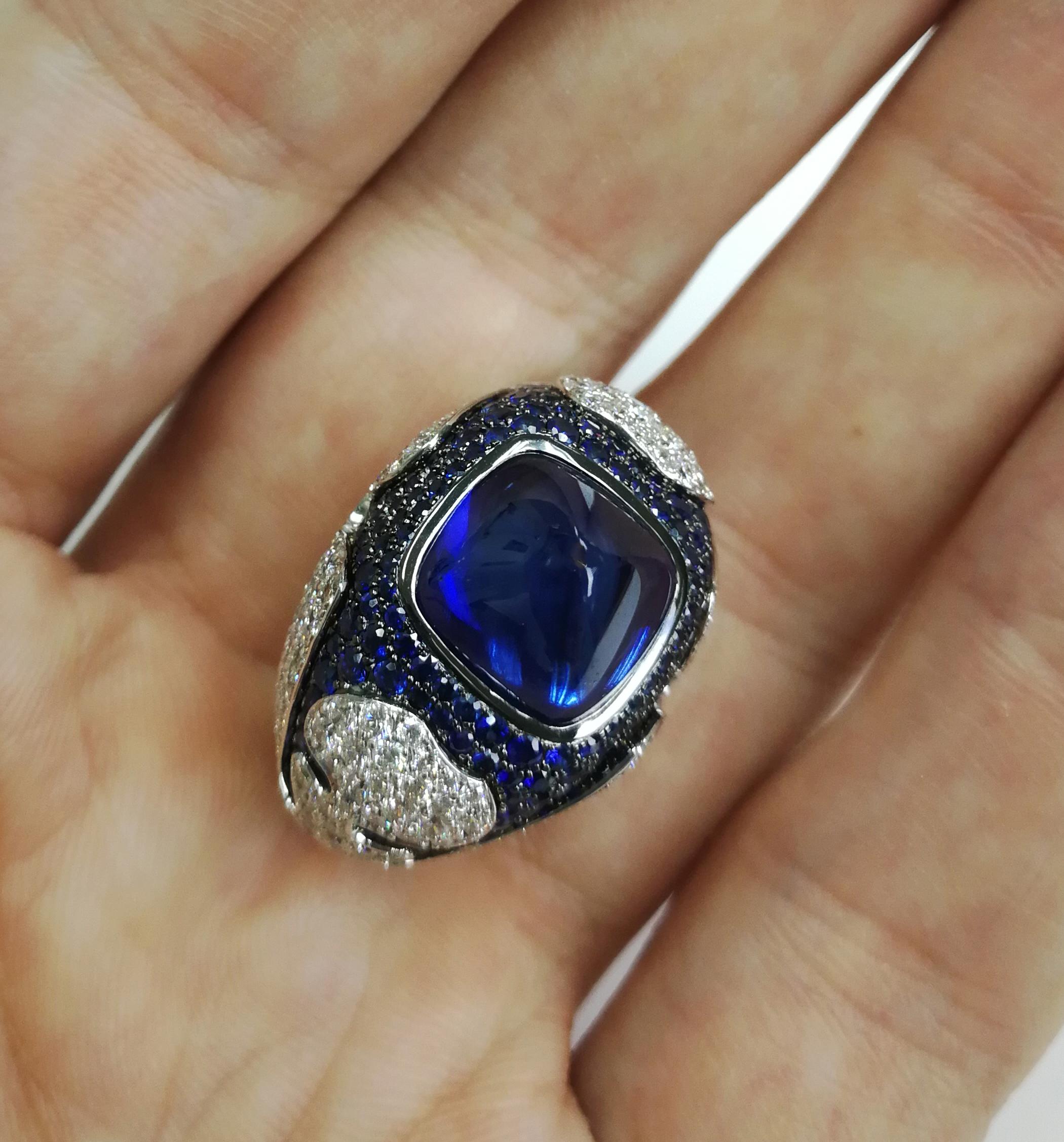 Cushion Cut Blue Sapphire 10.31 Carat Diamonds 18 Karat White Gold Maghreb Ring For Sale