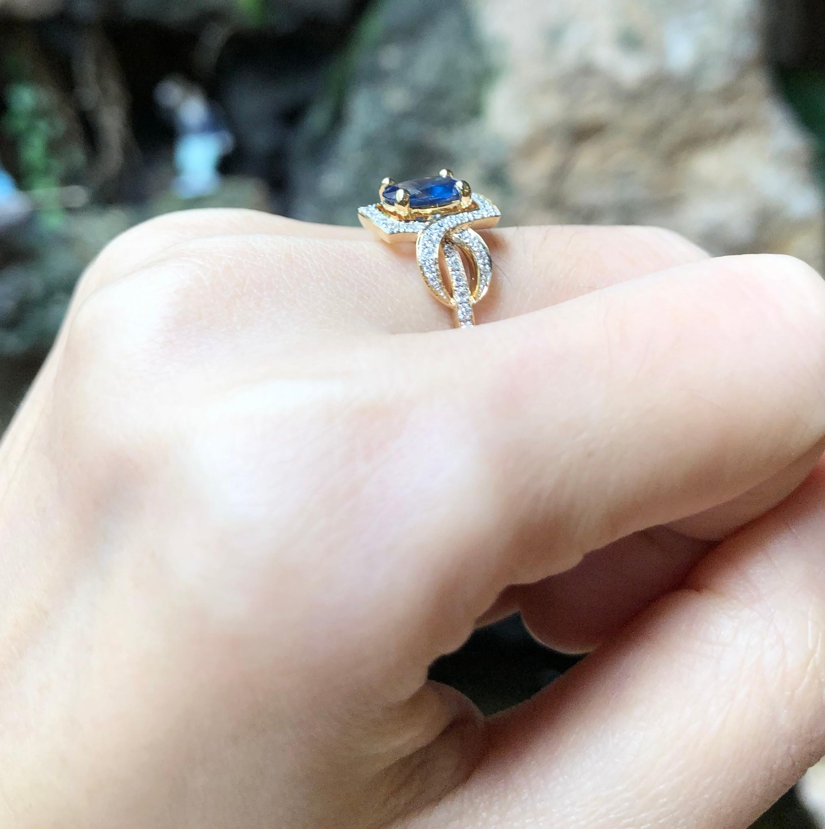 Blue Sapphire 1.18 Carats with Diamond 0.27 Carat Ring Set in 18 Karat Gold Sett For Sale 5