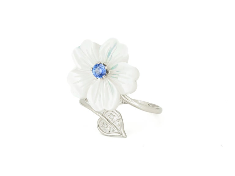 For Sale:  Blue Sapphire 14k Gold Ring with Carved Mother of Pearl Flower 15