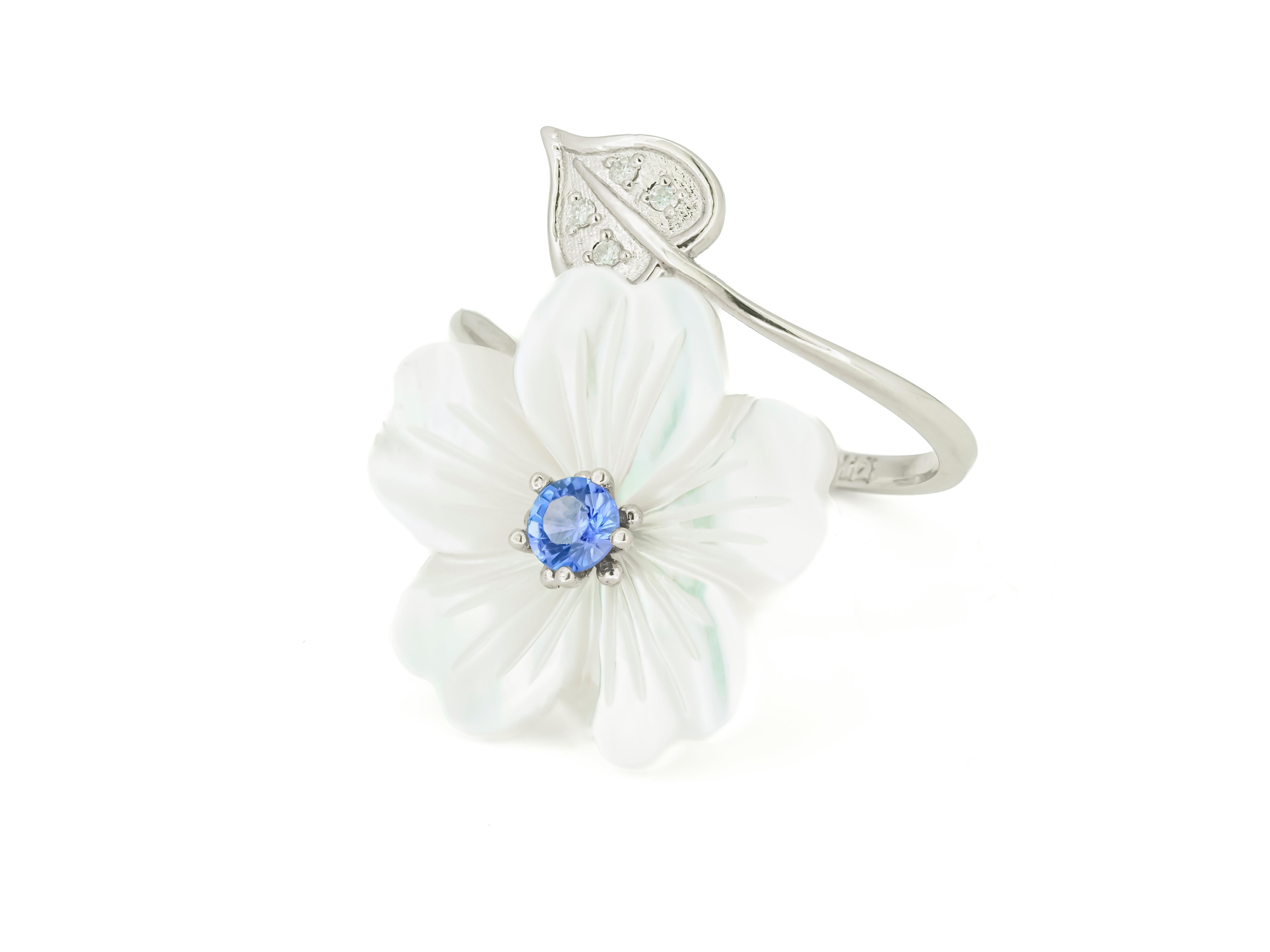 For Sale:  Blue Sapphire 14k Gold Ring with Carved Mother of Pearl Flower 17