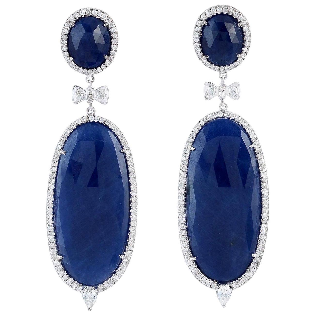 Boucles d'oreilles en or 18 carats avec saphir bleu et diamants