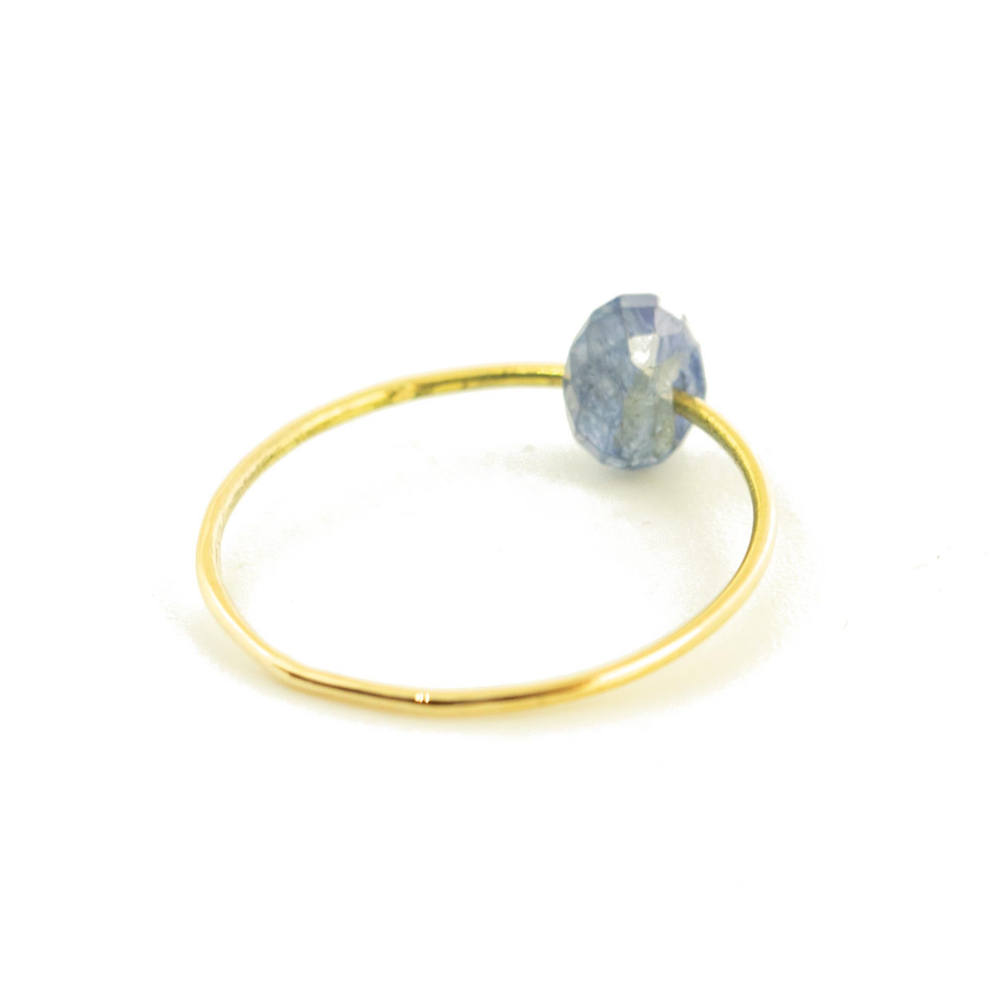 INTINI Jewels Bague jonc Planet Boho Chic en or jaune 18 carats avec saphir bleu et perles Unisexe en vente