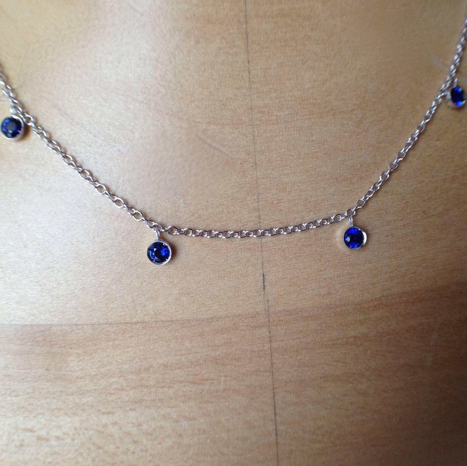 Blue Sapphire 18 Karat White Gold Necklace Made in Italy
This refined necklace in white gold has six settings with blue sapphires for a total of 0.79 ct.
 The necklace is 43 cm long but also has a 39 cm ring.
In the pictures you can see the necklace