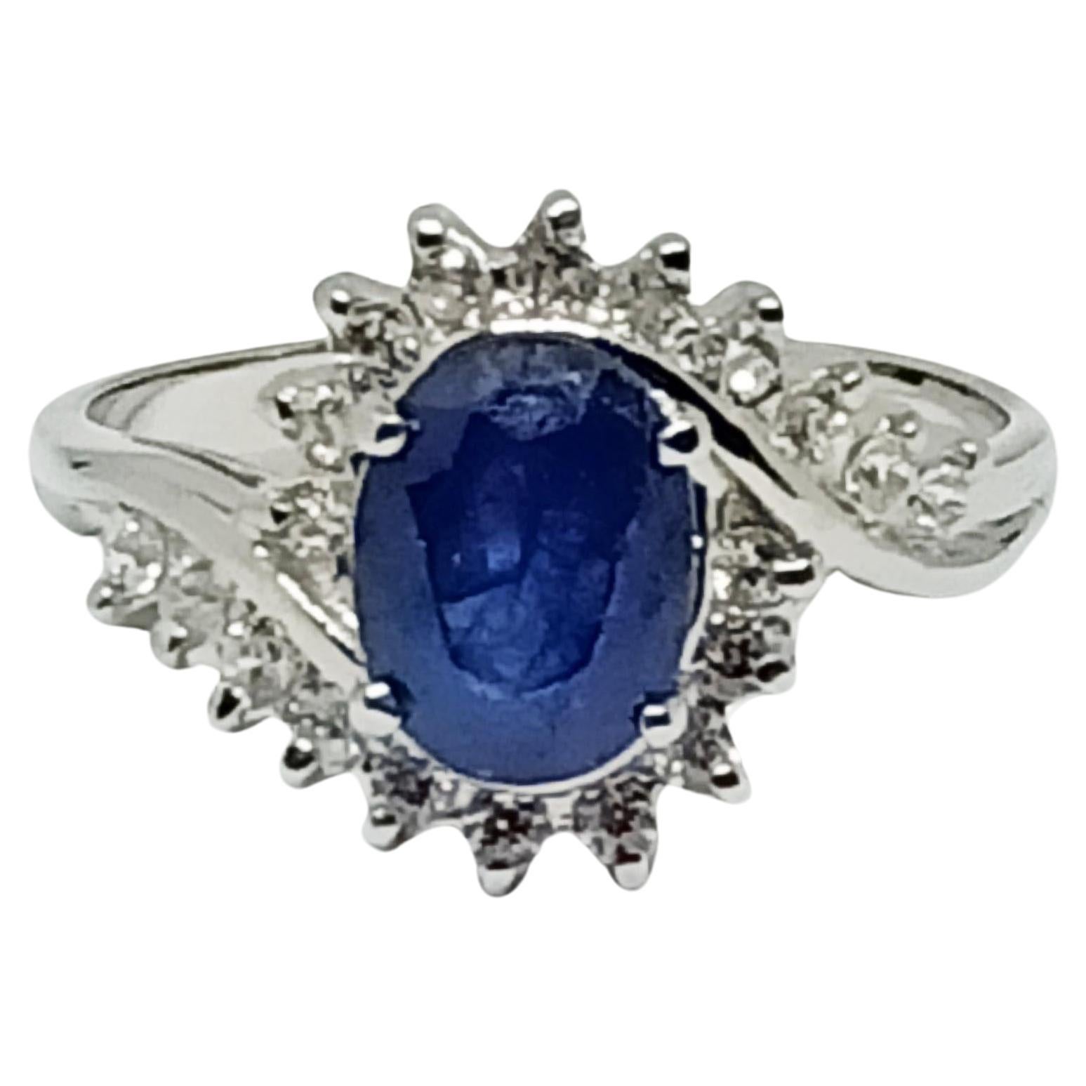 Blue sapphire 1.87 cts Only Heated on white gold plated over stering Silver For Sale