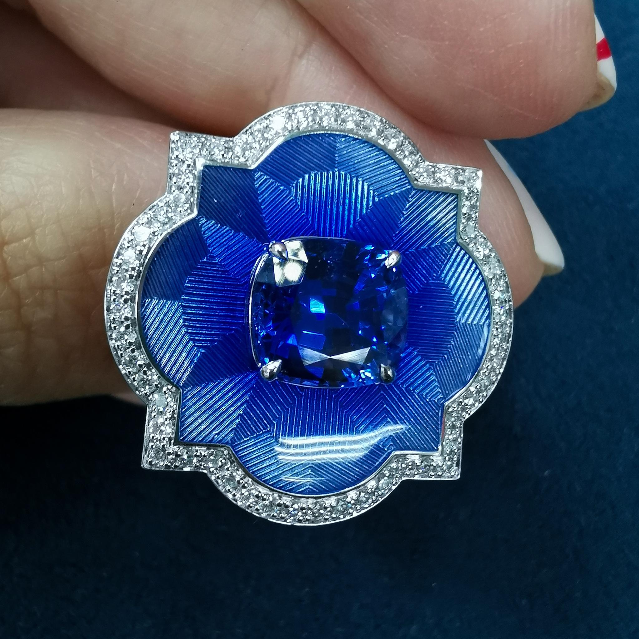 Blue Sapphire 4.04 Carat Diamonds Enamel 18 Karat White Gold Cocktail Ring In New Condition For Sale In Bangkok, TH