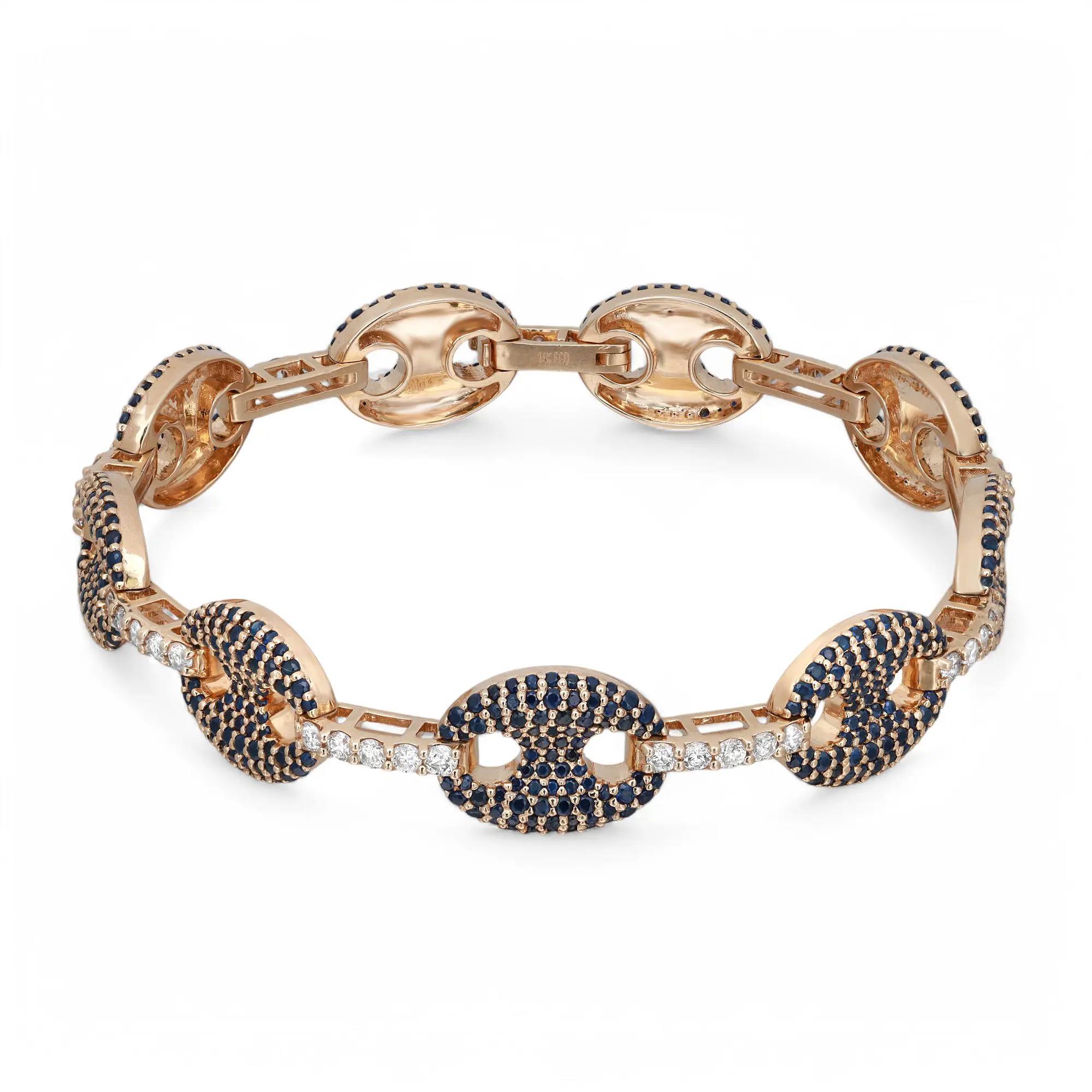 Une combinaison vibrante et élégante de pierres précieuses se retrouve dans ce fabuleux bracelet enchanteur. Ce bracelet présente des maillons cloutés de saphirs bleus de taille ronde reliés à des diamants ronds de taille brillante en or jaune 14k.