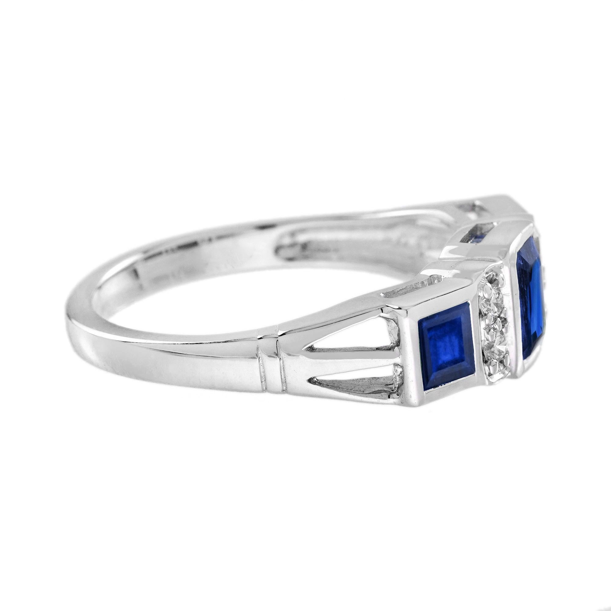 Blue Sapphire and Diamond Art Deco Style Three Stone Ring in 14K White Gold In New Condition For Sale In Bangkok, TH