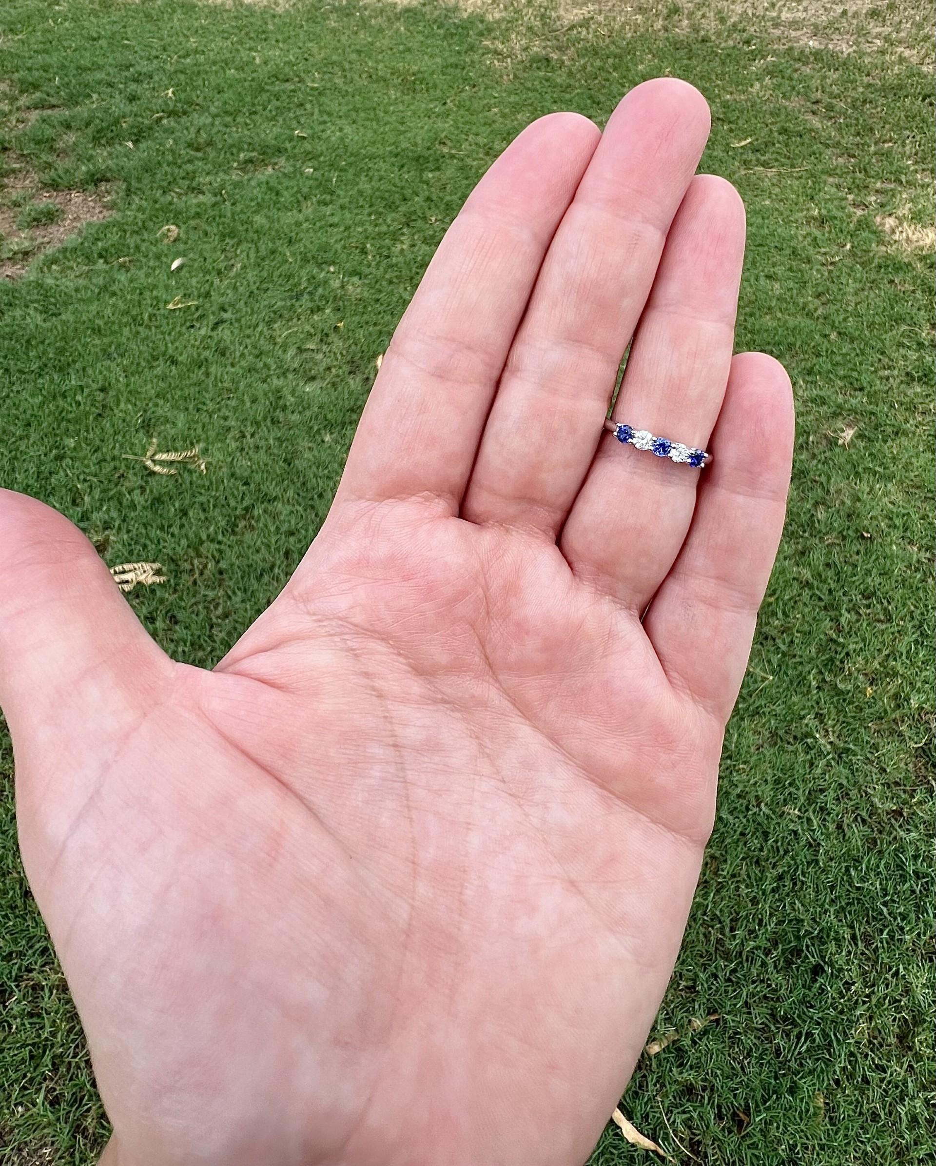 Blue Sapphire and Diamond Band in White Gold In New Condition For Sale In Phoenix, AZ