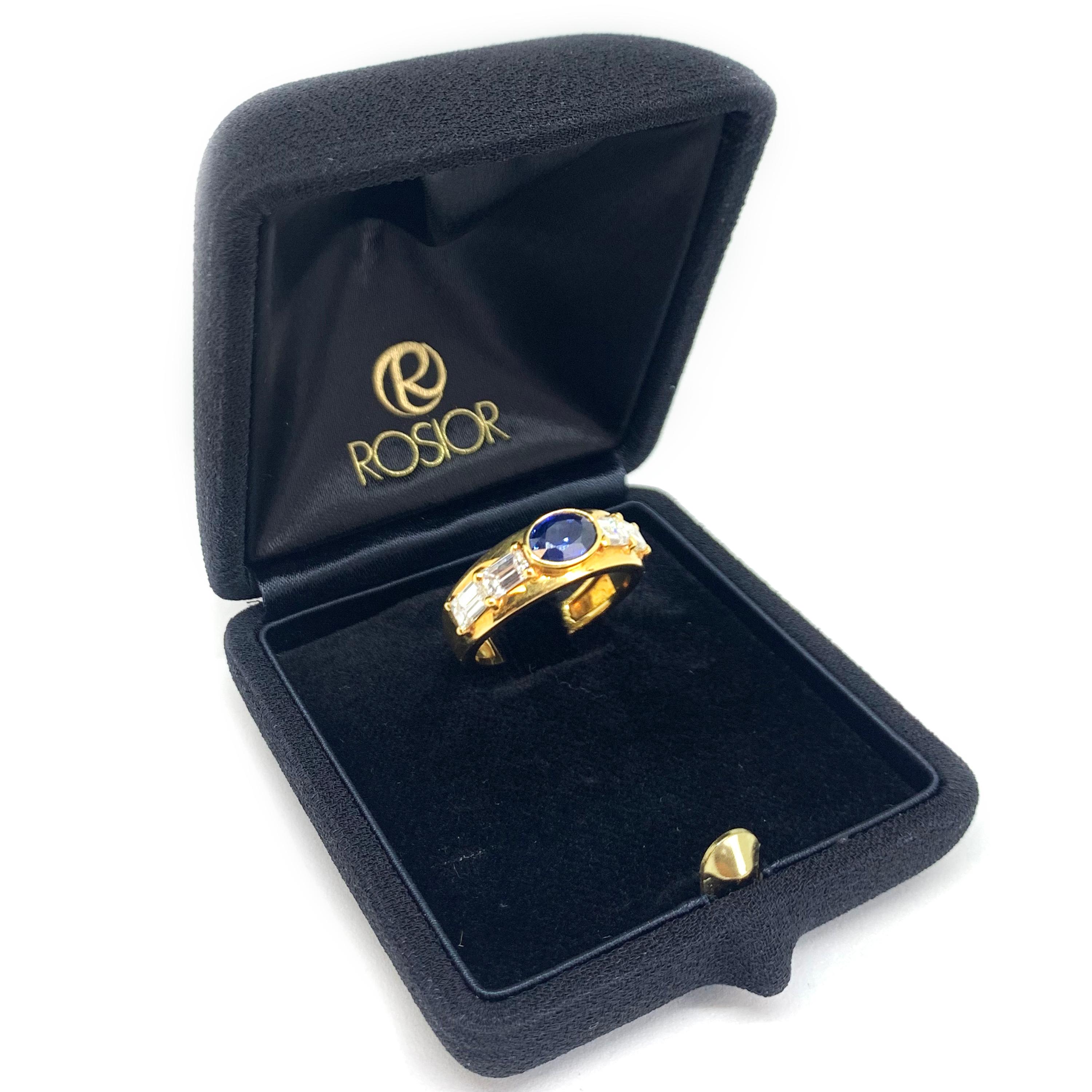 Taille mixte Bague en or jaune avec saphir bleu et diamant  en vente