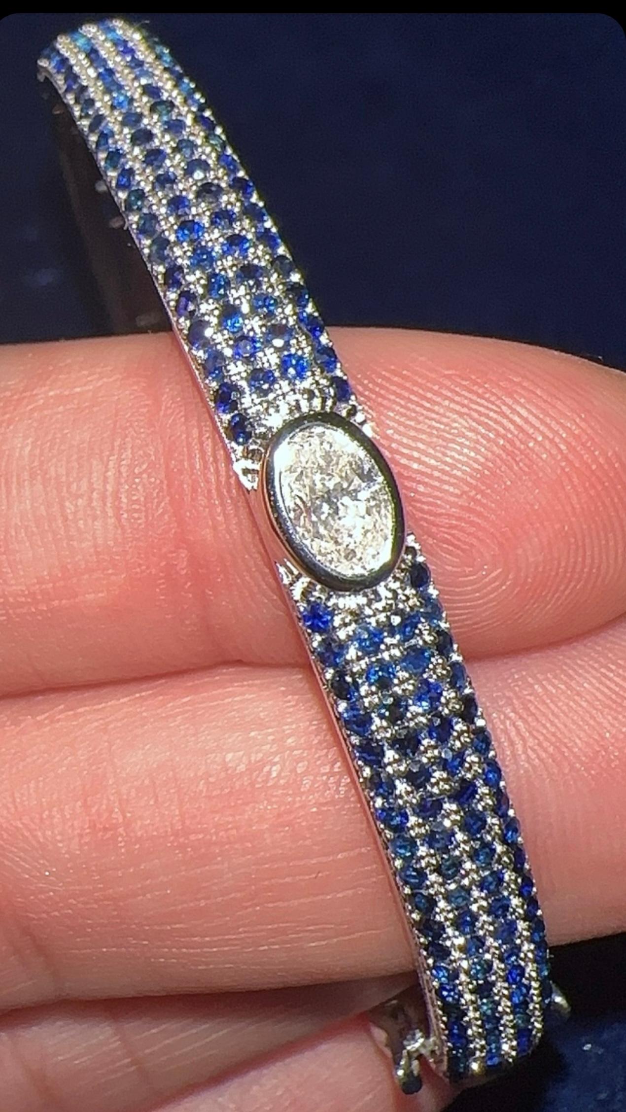 Bracciale con zaffiri blu e diamanti In condizioni Nuovo in vendita a Miami, FL