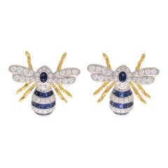 Boucles d'oreilles abeille en or jaune et blanc 18 carats, saphir bleu et diamants