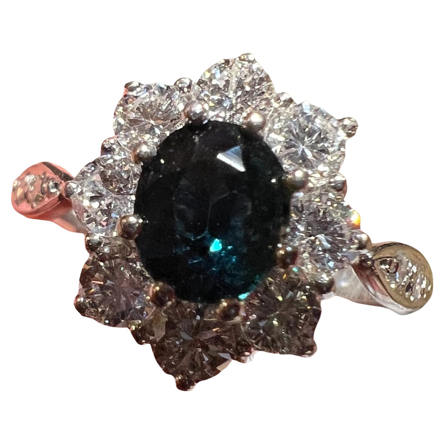 Bague à saphir bleu et diamant en or blanc 18 carats, vers 1950