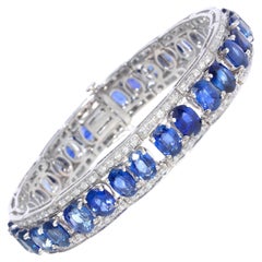 Bracciale con zaffiro blu e diamanti, design di Ella Gafter