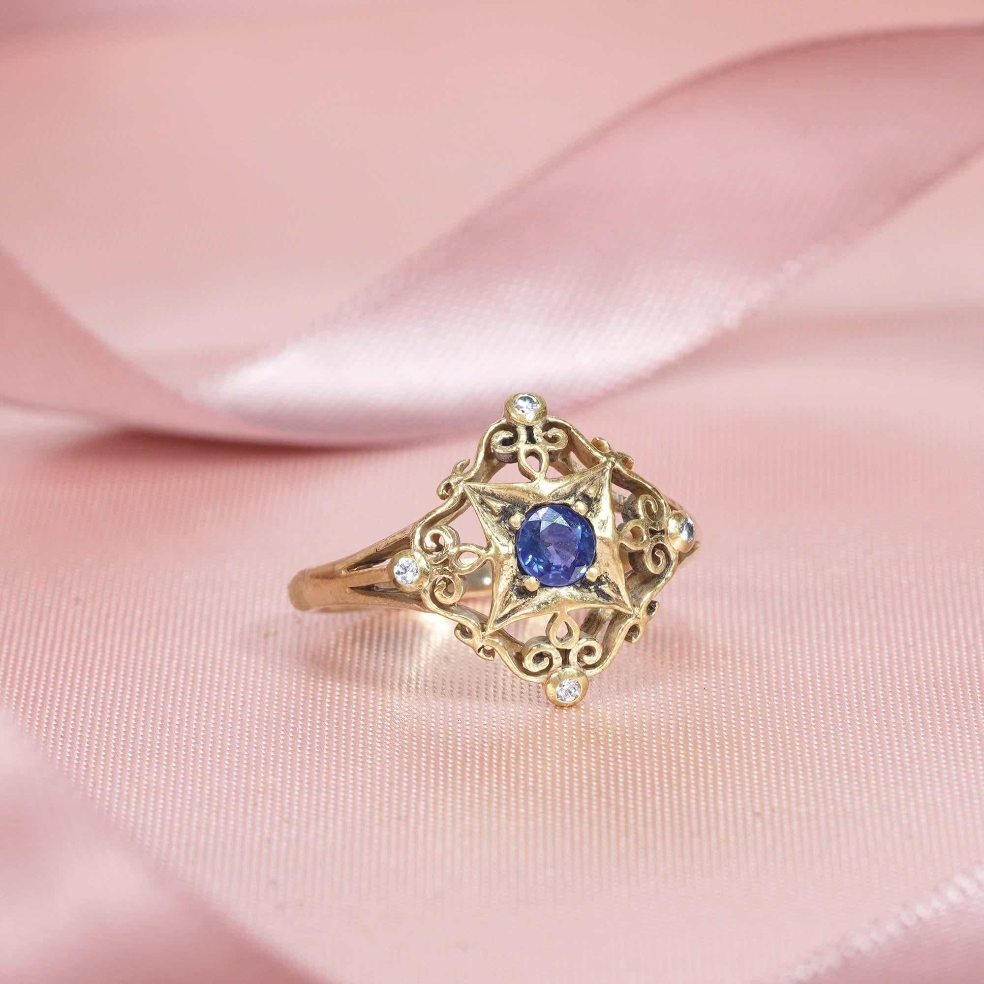 Blue Sapphire and Diamond Filigree  Vintage Style Ring in Solid 14K Yellow Gold For Sale 4