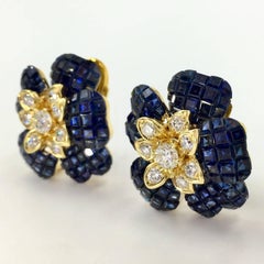 Blue Sapphire and Diamond Flower Earrings 18 Karat Yellow Gold