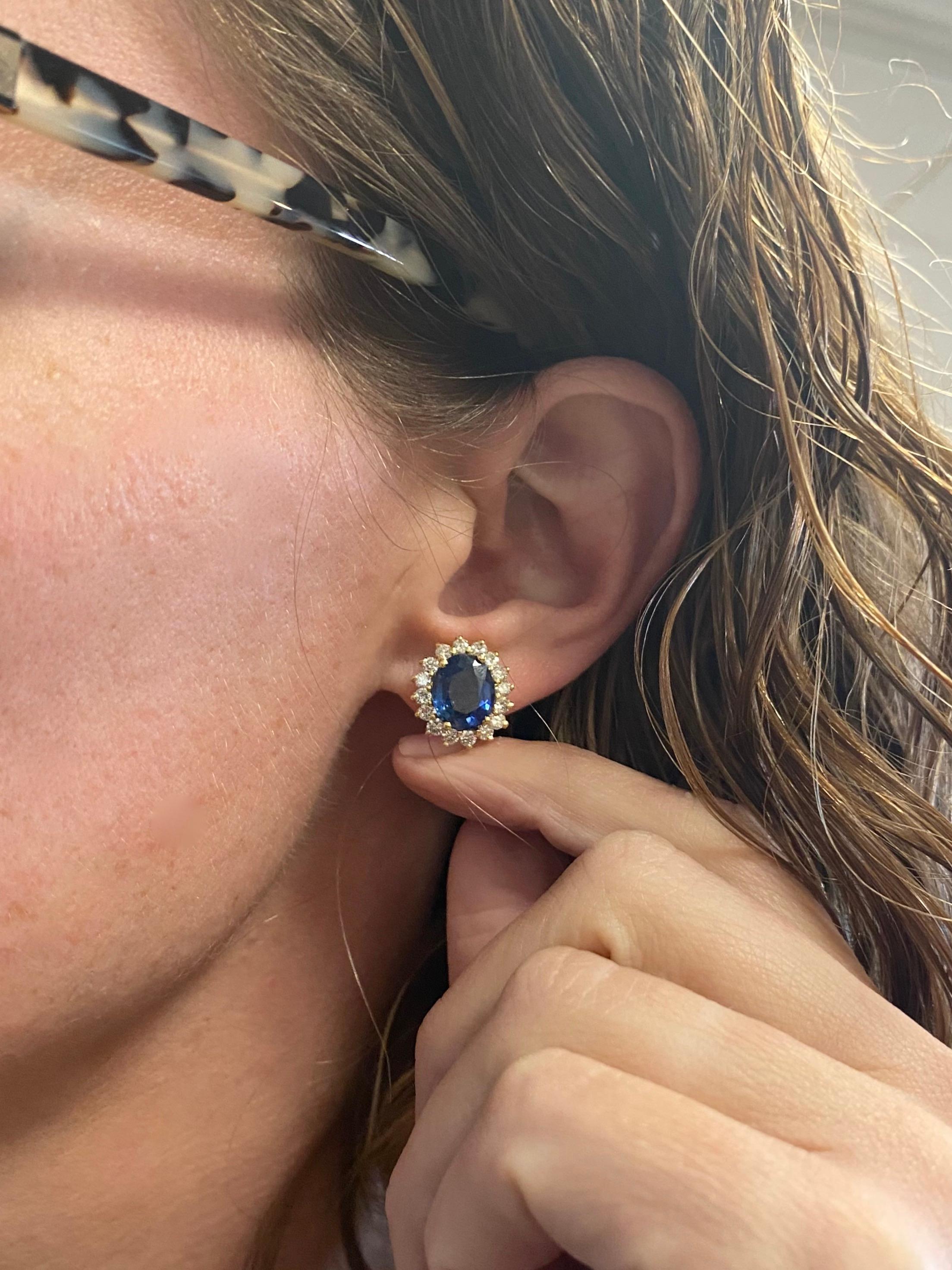 Boucles d'oreilles halo en saphir bleu et diamant en vente 2