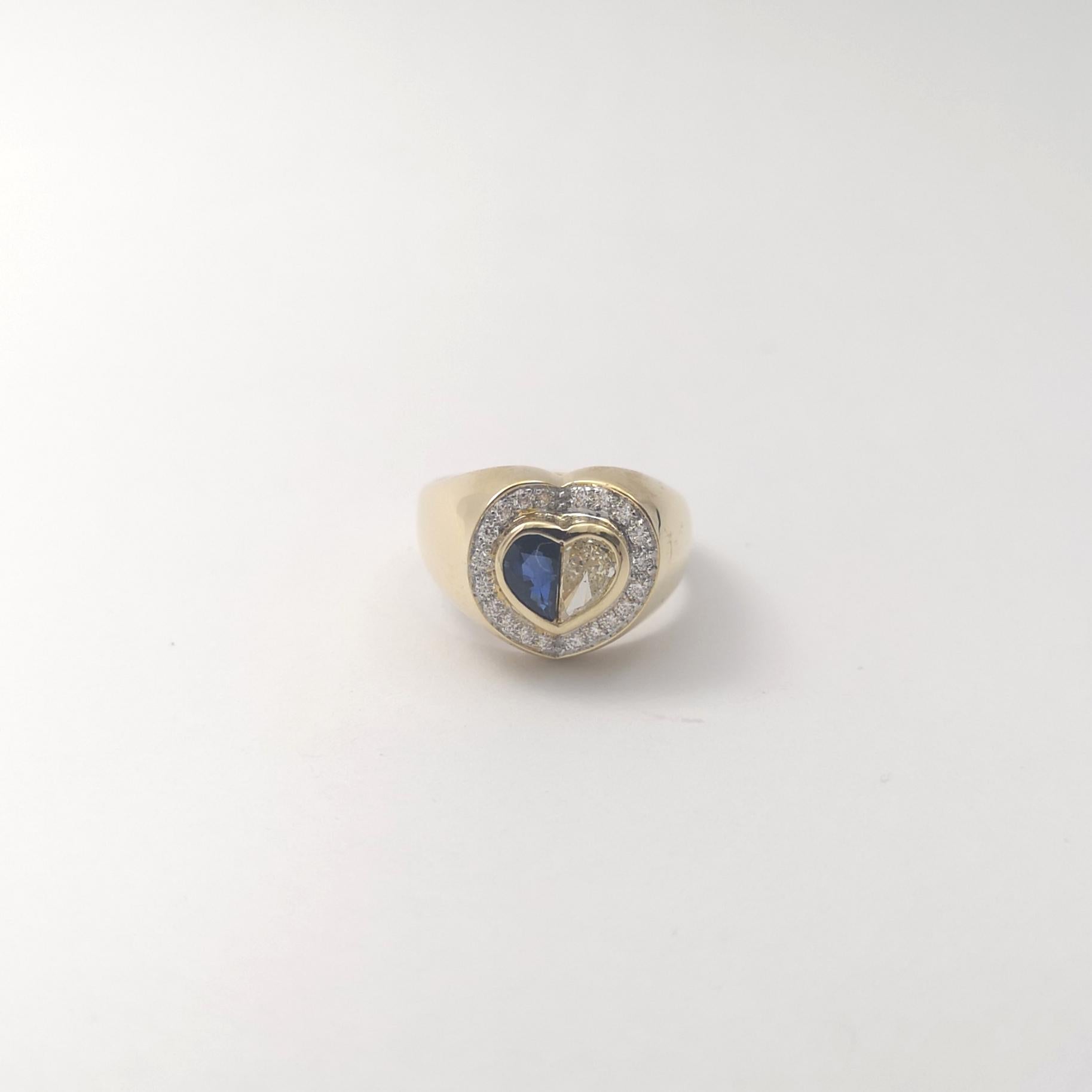 Blue Sapphire and Diamond Heart Ring set in 18K Gold Settings For Sale 2