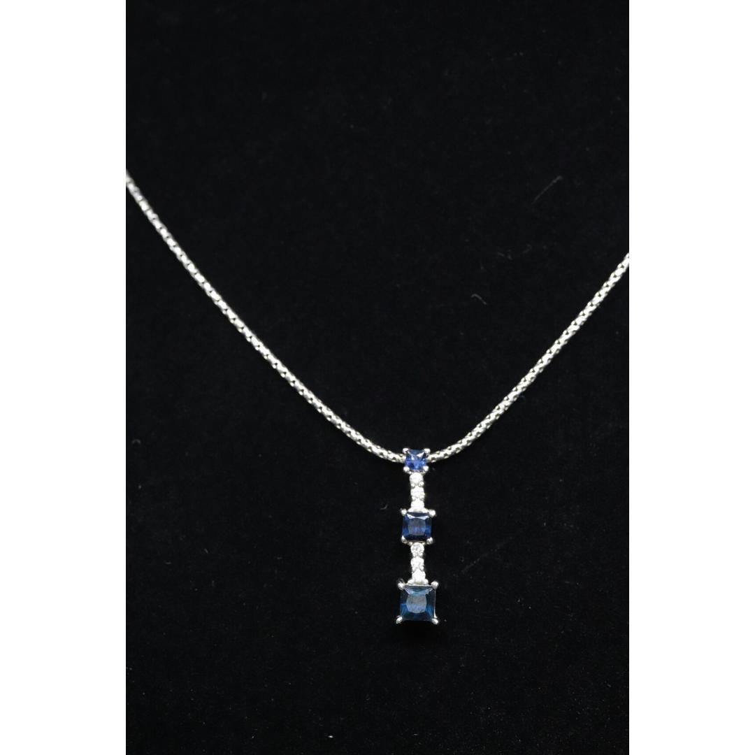 Reise-Anhänger mit blauem Saphir und Diamanten. 14k Weißgold Prinzessin-Saphire 2