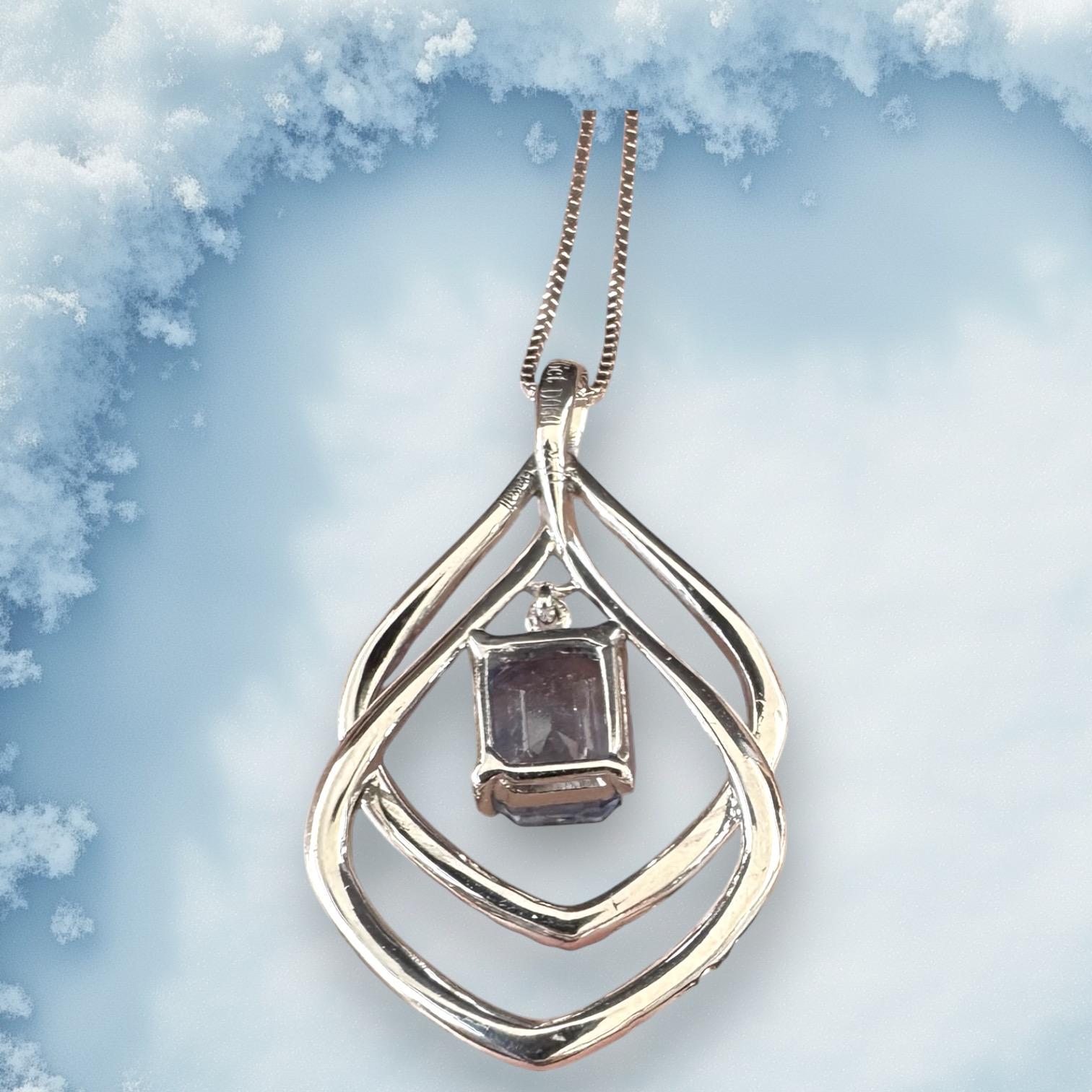 Blue Sapphire and Diamond Kite Pendant For Sale 1