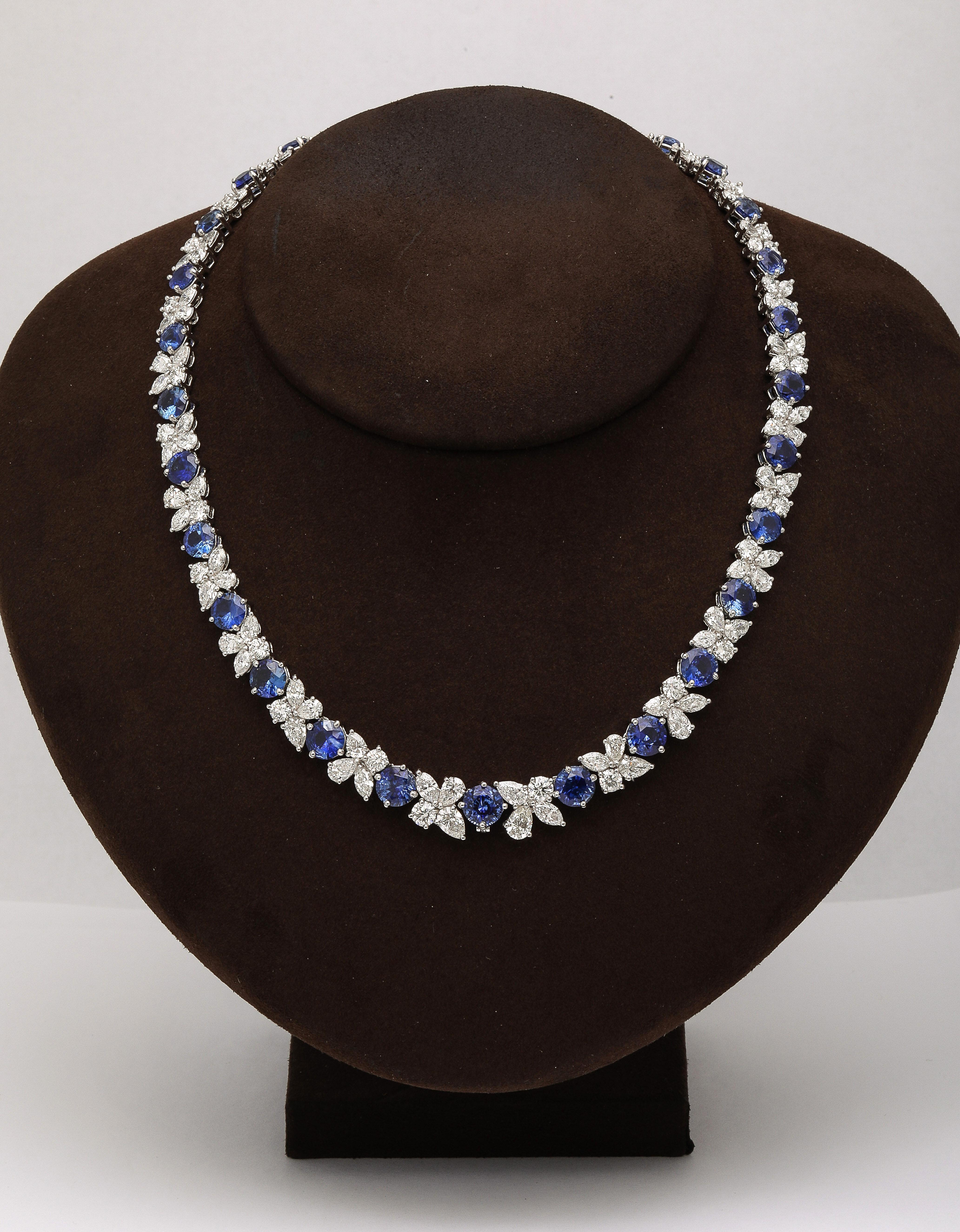 collana di zaffiro blu