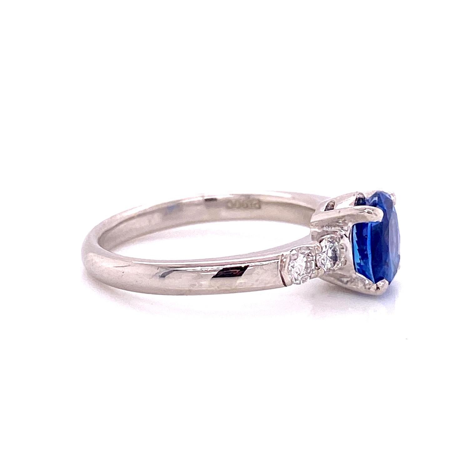 platinum ring with blue sapphire