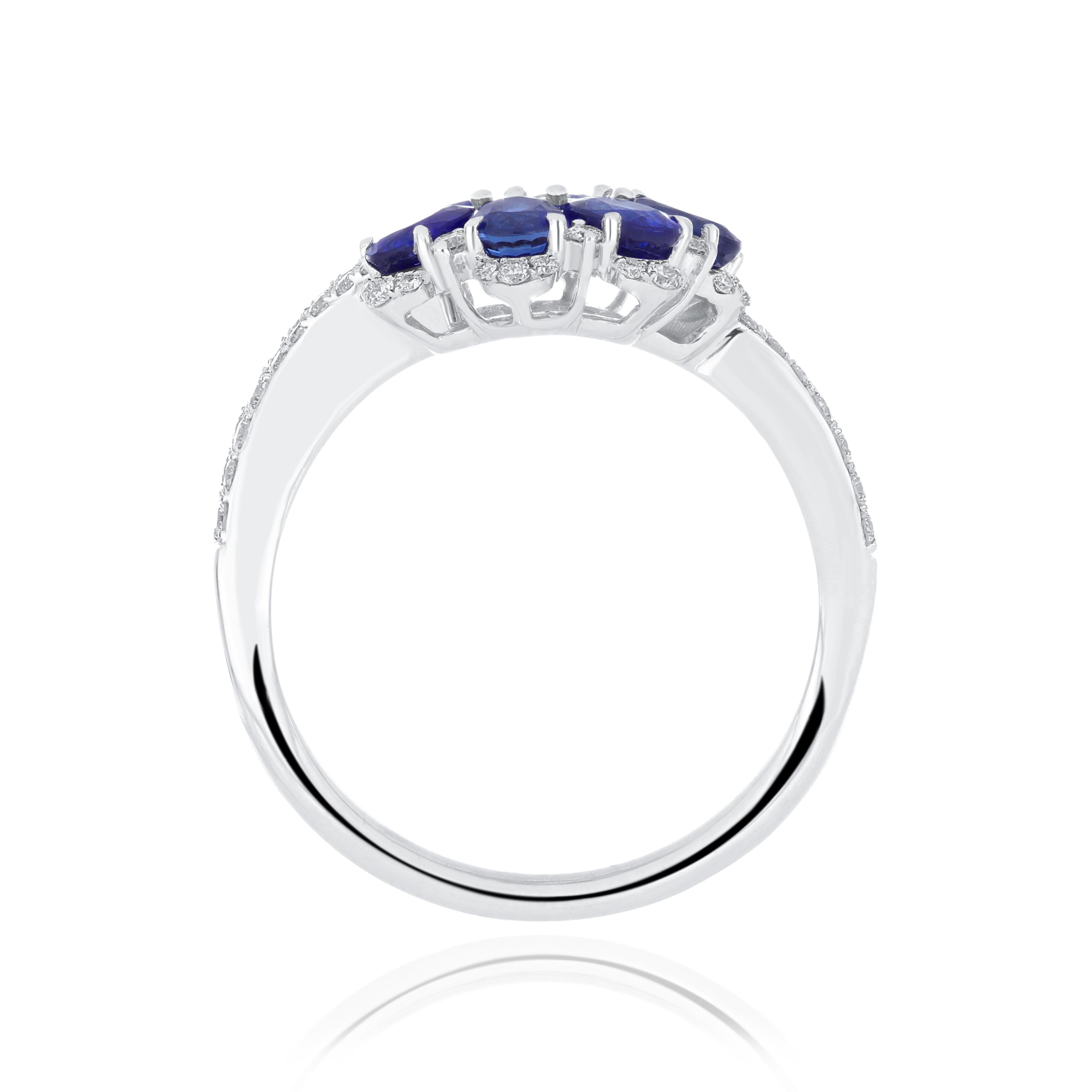 Blue Sapphire and Diamond Beautifully Hand crafted in 18 Karat White Gold Ring  For Sale 1