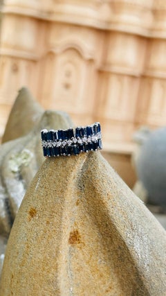 Bague en or blanc 14 carats avec grappe de saphirs bleus de 2,15 carats et diamants, pour elle