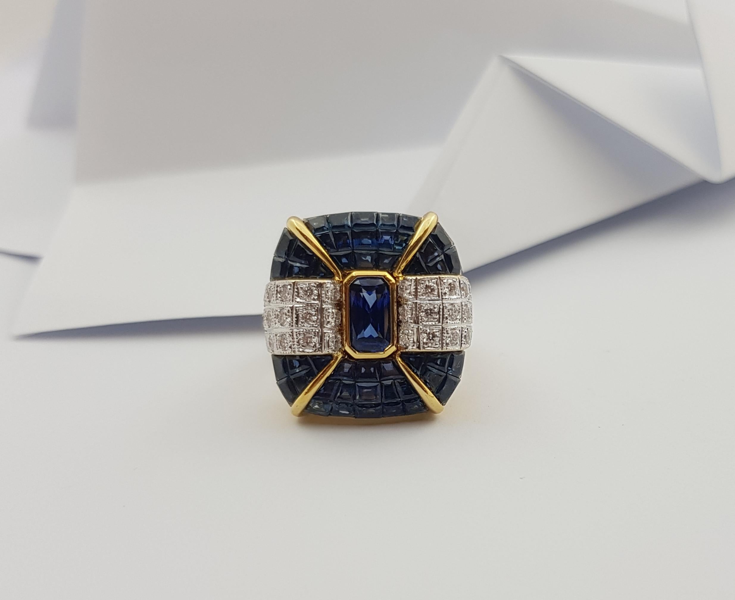 Blue Sapphire and Diamond Ring Set in 18 Karat Gold Settings For Sale 6