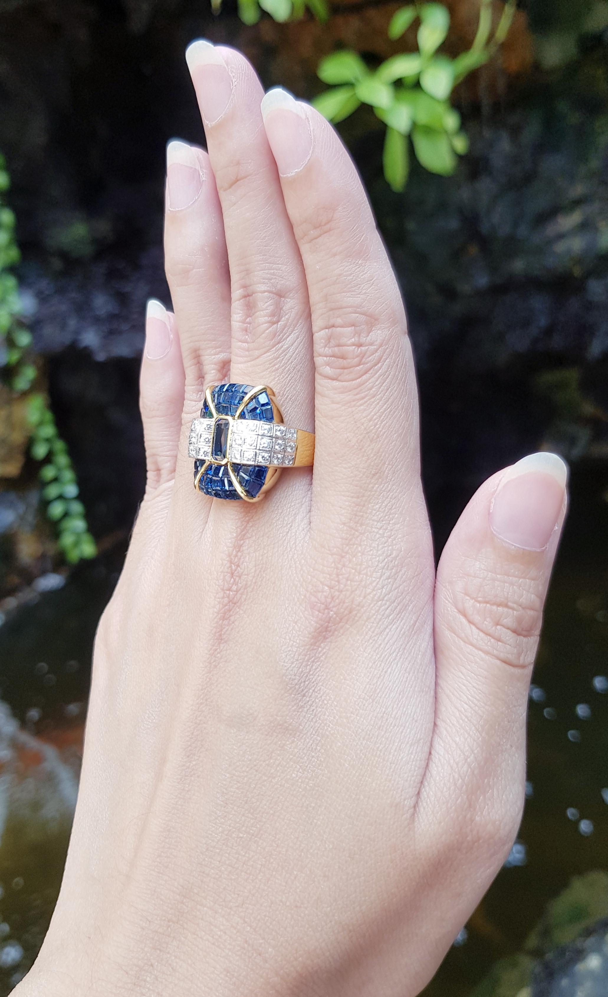 Mixed Cut Blue Sapphire and Diamond Ring Set in 18 Karat Gold Settings For Sale