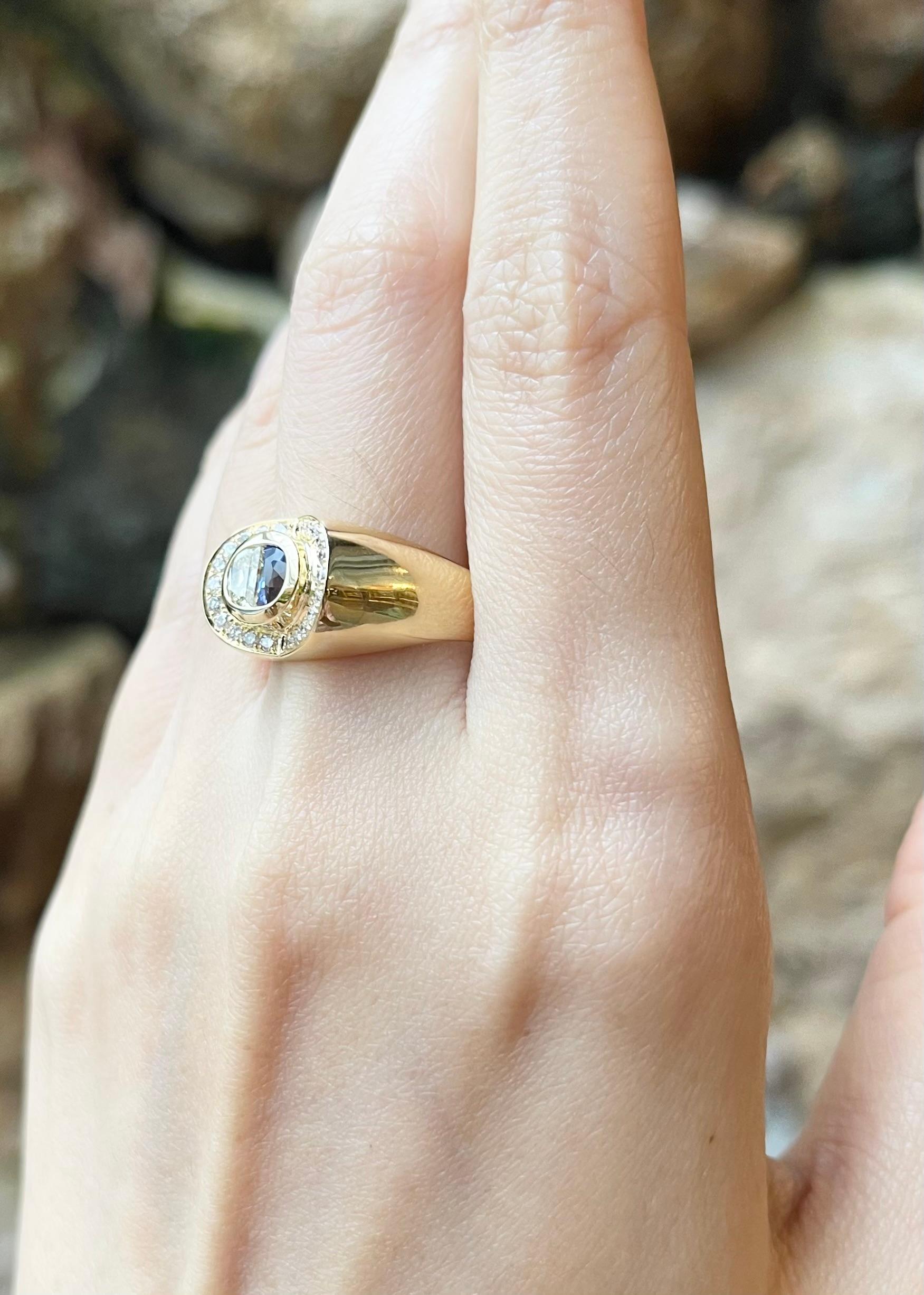 Ring mit blauem Saphir und Diamant in 18 Karat Goldfassungen gefasst im Zustand „Neu“ im Angebot in Bangkok, TH