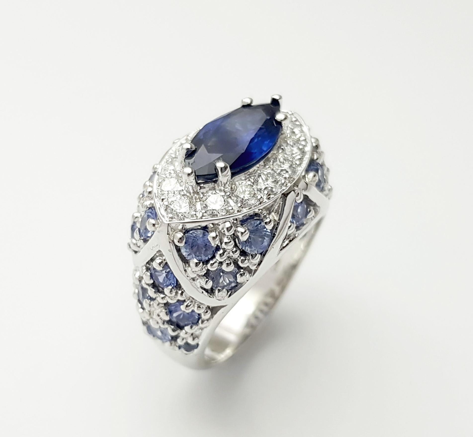 Blue Sapphire and Diamond Ring set in 18K White Gold Settings For Sale 6