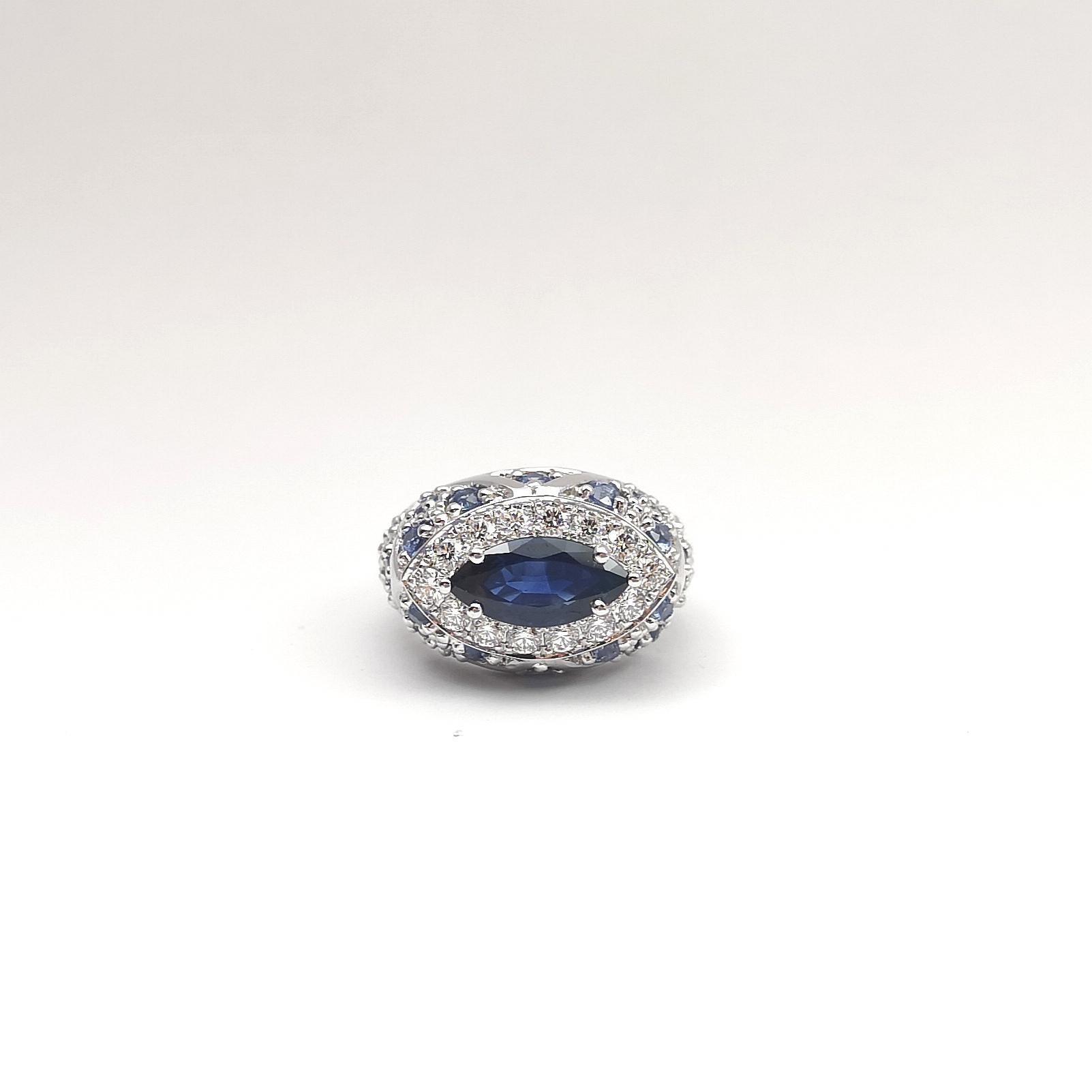 Blue Sapphire and Diamond Ring set in 18K White Gold Settings For Sale 3