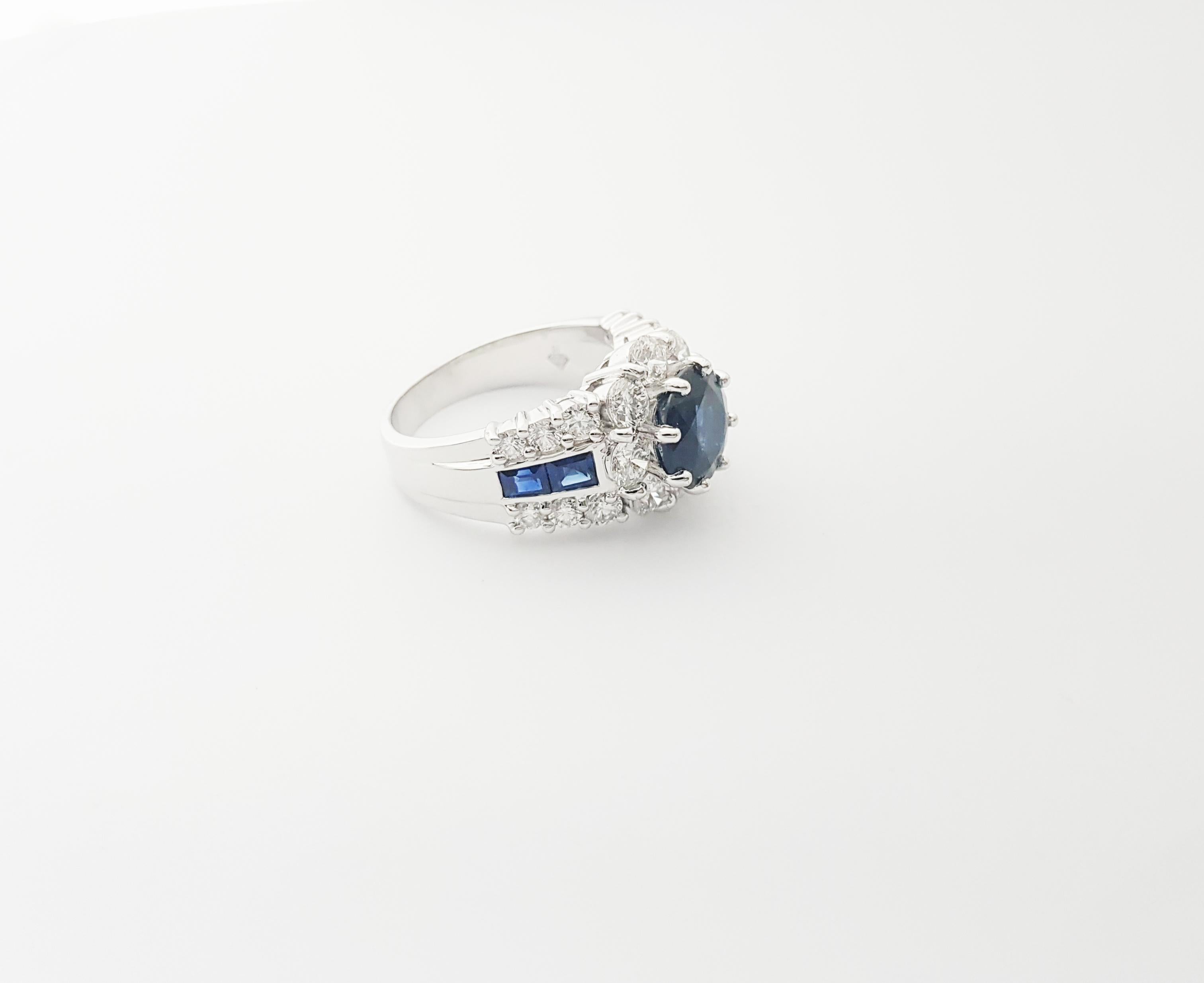 Anello con zaffiro blu e diamante incastonati in platino 950 in vendita 6