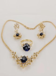 Blue Sapphire and Diamond Set. Made in Italy 18K Yellow Gold