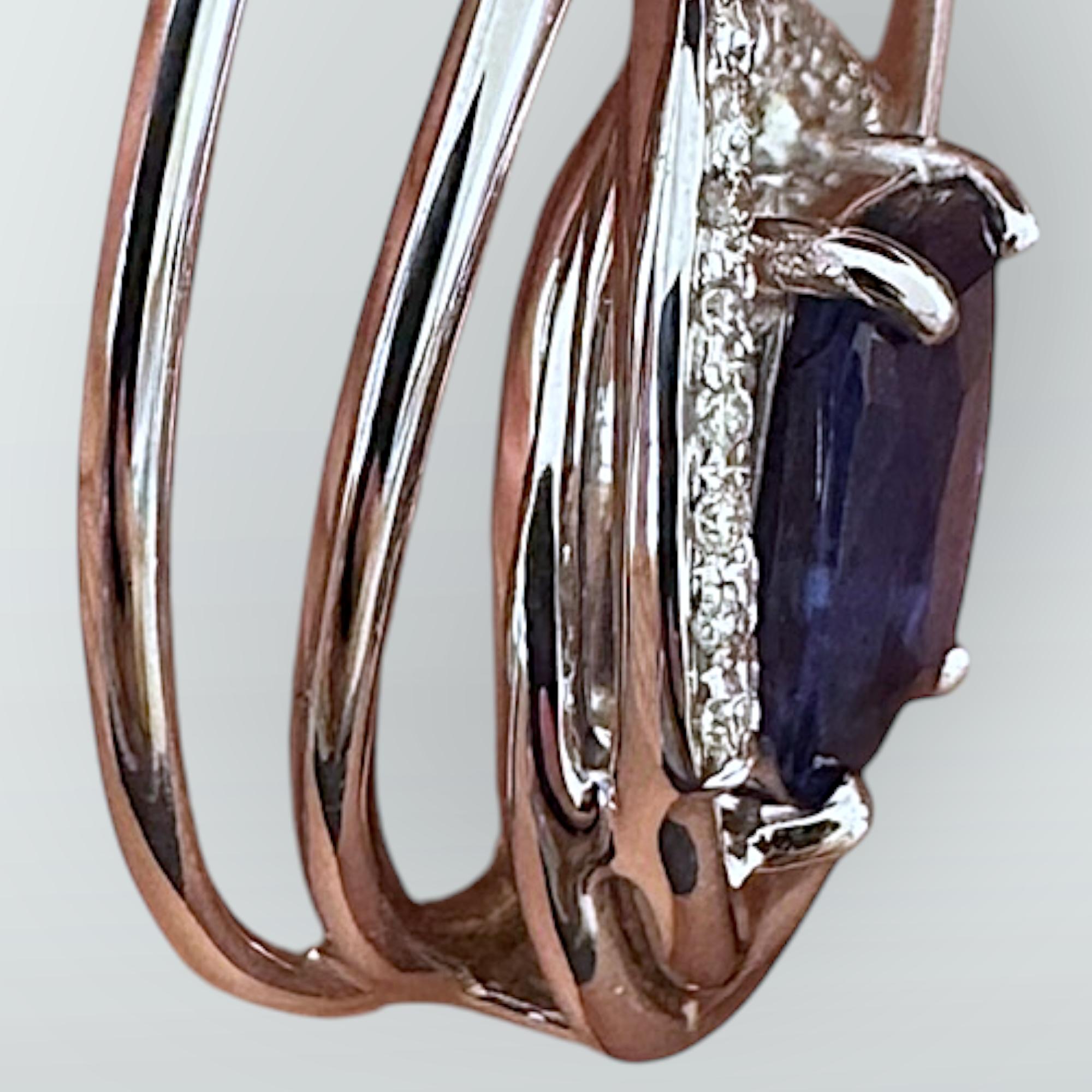 Ciondolo con zaffiro blu e diamante incastonato in vendita 5